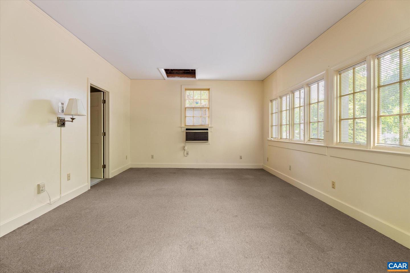 2001 THOMSON RD, CHARLOTTESVILLE, Virginia 22903, 4 Bedrooms Bedrooms, ,4 BathroomsBathrooms,Residential,For sale,2001 THOMSON RD,663834 MLS # 663834