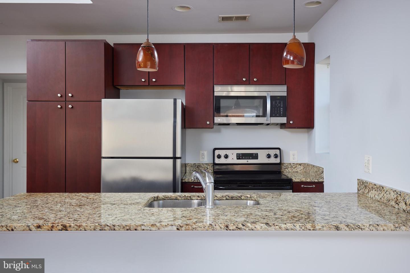 5401 9TH ST NW #301, WASHINGTON, District Of Columbia 20011, 2 Bedrooms Bedrooms, ,2 BathroomsBathrooms,Residential,For sale,5401 9TH ST NW #301,DCDC2198050 MLS # DCDC2198050