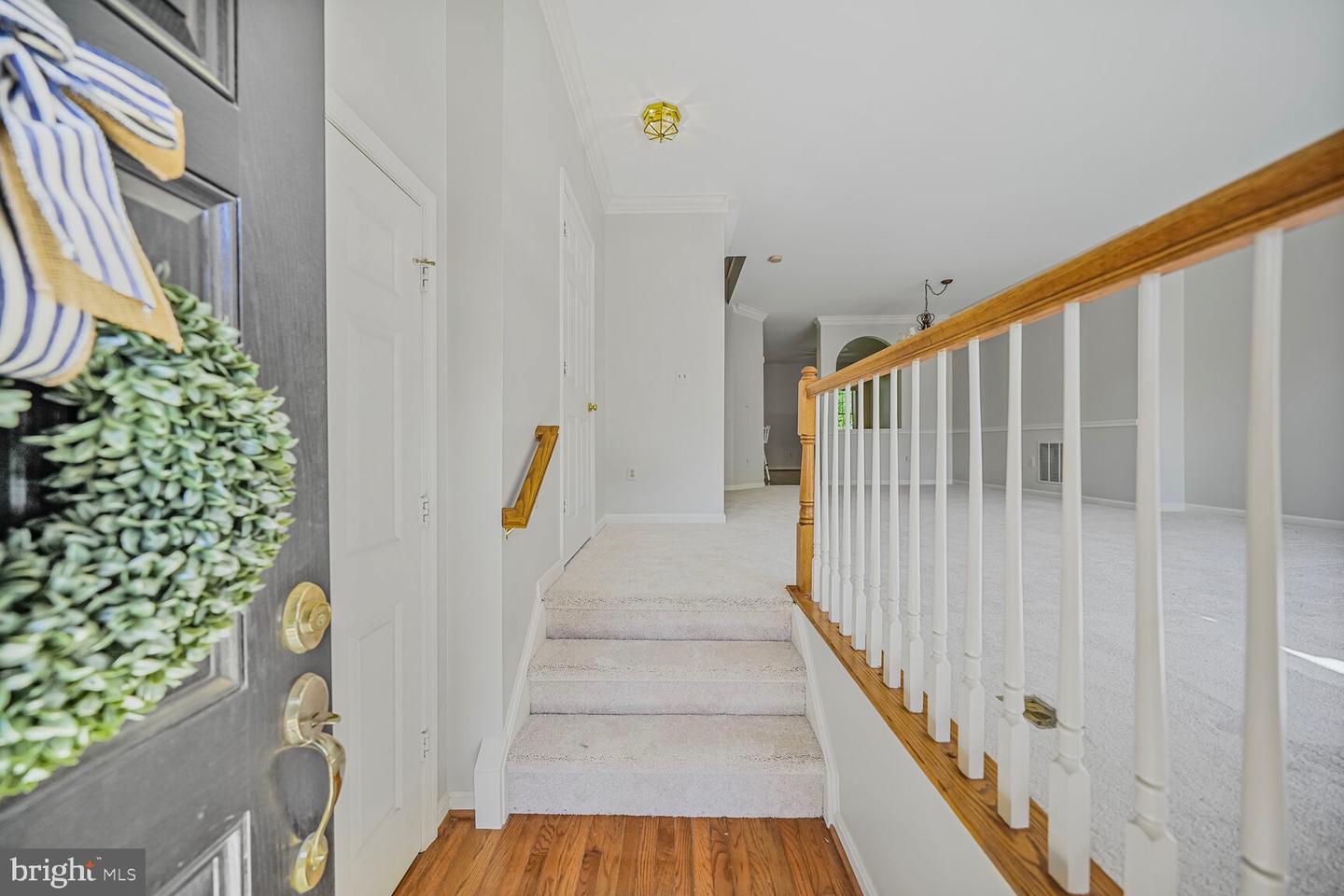 3016 FALLSWOOD GLEN CT, FALLS CHURCH, Virginia 22044, 3 Bedrooms Bedrooms, ,3 BathroomsBathrooms,Residential,For sale,3016 FALLSWOOD GLEN CT,VAFX2237538 MLS # VAFX2237538