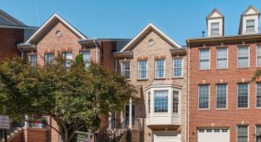 3016 FALLSWOOD GLEN CT, FALLS CHURCH, Virginia 22044, 3 Bedrooms Bedrooms, ,3 BathroomsBathrooms,Residential,For sale,3016 FALLSWOOD GLEN CT,VAFX2237538 MLS # VAFX2237538