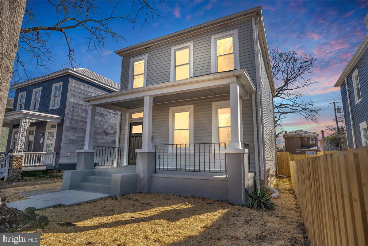 605 NORTHSIDE AVE, RICHMOND, Virginia 23222, 4 Bedrooms Bedrooms, 9 Rooms Rooms,3 BathroomsBathrooms,Residential,For sale,605 NORTHSIDE AVE,VARC2000664 MLS # VARC2000664