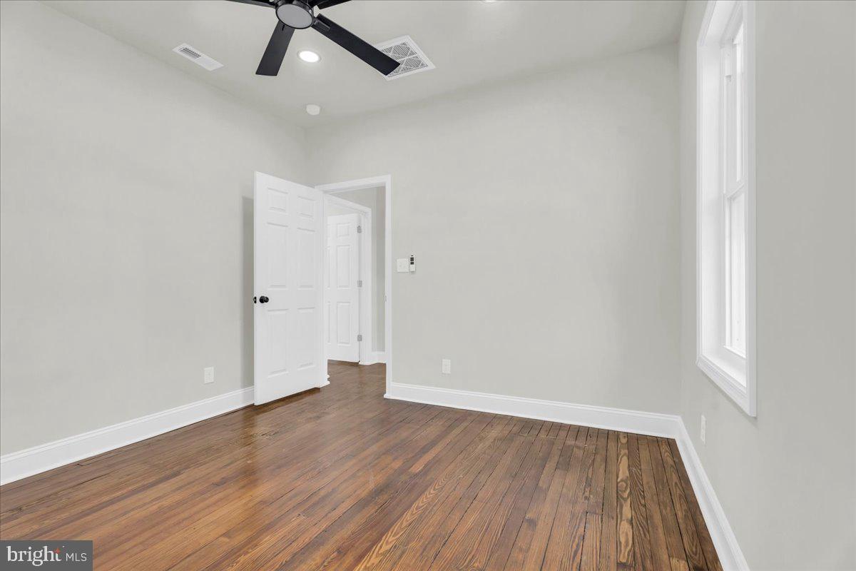 605 NORTHSIDE AVE, RICHMOND, Virginia 23222, 4 Bedrooms Bedrooms, 9 Rooms Rooms,3 BathroomsBathrooms,Residential,For sale,605 NORTHSIDE AVE,VARC2000664 MLS # VARC2000664