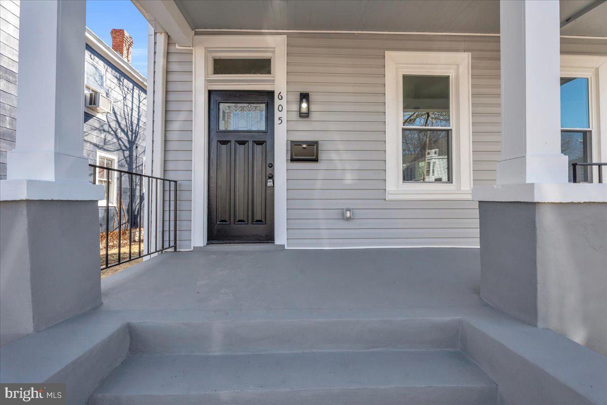 605 NORTHSIDE AVE, RICHMOND, Virginia 23222, 4 Bedrooms Bedrooms, 9 Rooms Rooms,3 BathroomsBathrooms,Residential,For sale,605 NORTHSIDE AVE,VARC2000664 MLS # VARC2000664