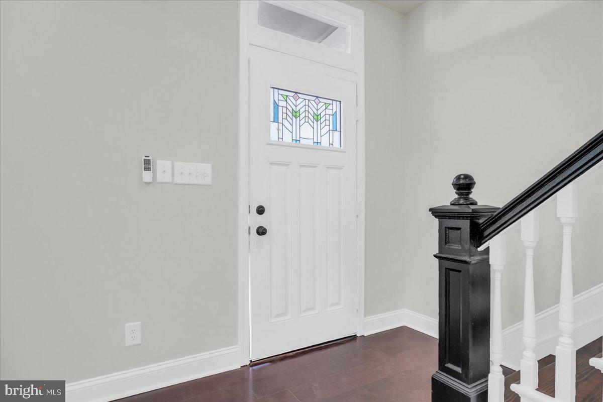 605 NORTHSIDE AVE, RICHMOND, Virginia 23222, 4 Bedrooms Bedrooms, 9 Rooms Rooms,3 BathroomsBathrooms,Residential,For sale,605 NORTHSIDE AVE,VARC2000664 MLS # VARC2000664