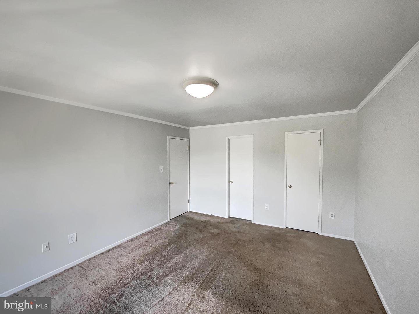 549 FLORIDA AVE #204, HERNDON, Virginia 20170, 2 Bedrooms Bedrooms, ,2 BathroomsBathrooms,Residential,For sale,549 FLORIDA AVE #204,VAFX2237552 MLS # VAFX2237552