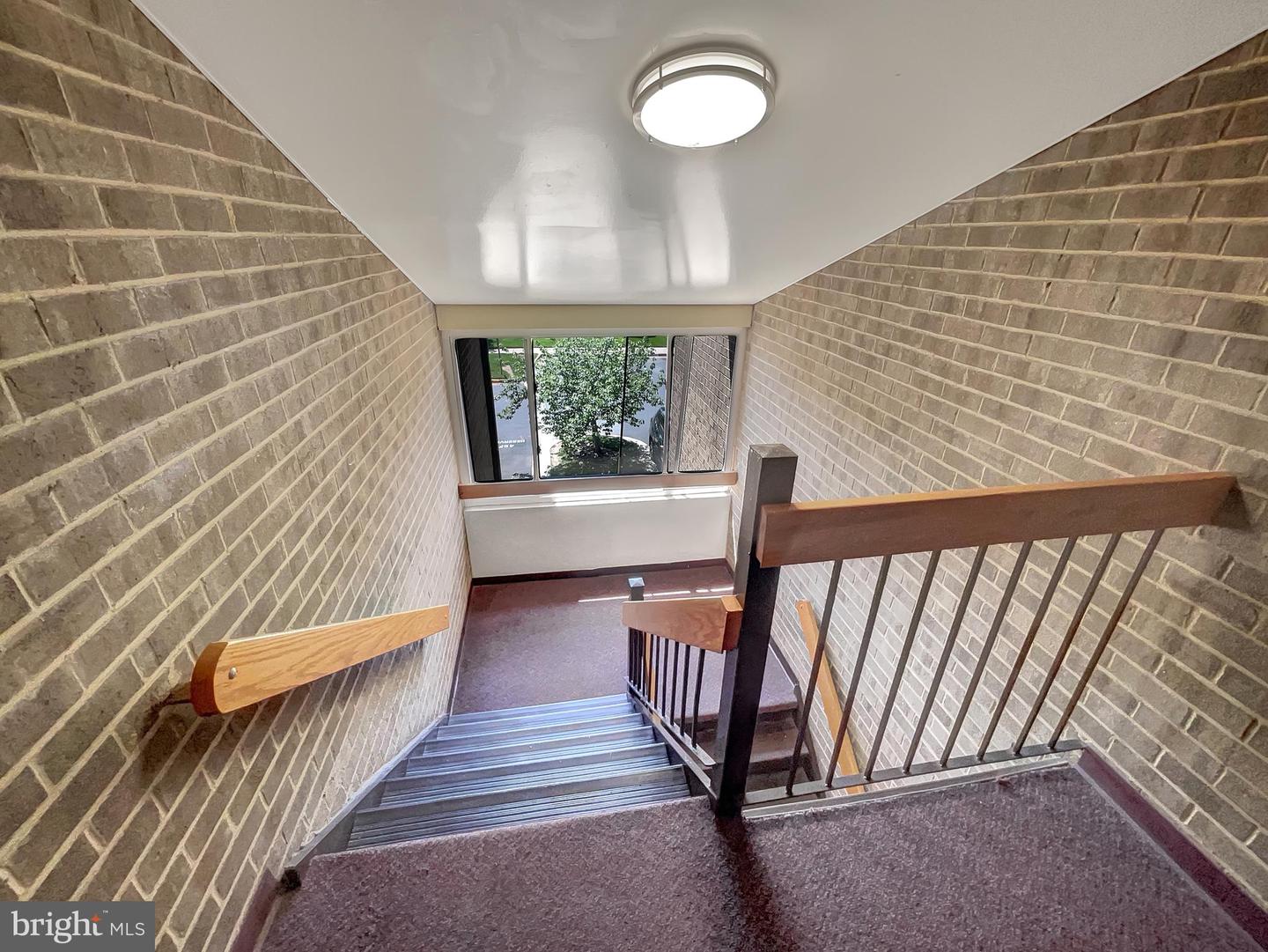 549 FLORIDA AVE #204, HERNDON, Virginia 20170, 2 Bedrooms Bedrooms, ,2 BathroomsBathrooms,Residential,For sale,549 FLORIDA AVE #204,VAFX2237552 MLS # VAFX2237552