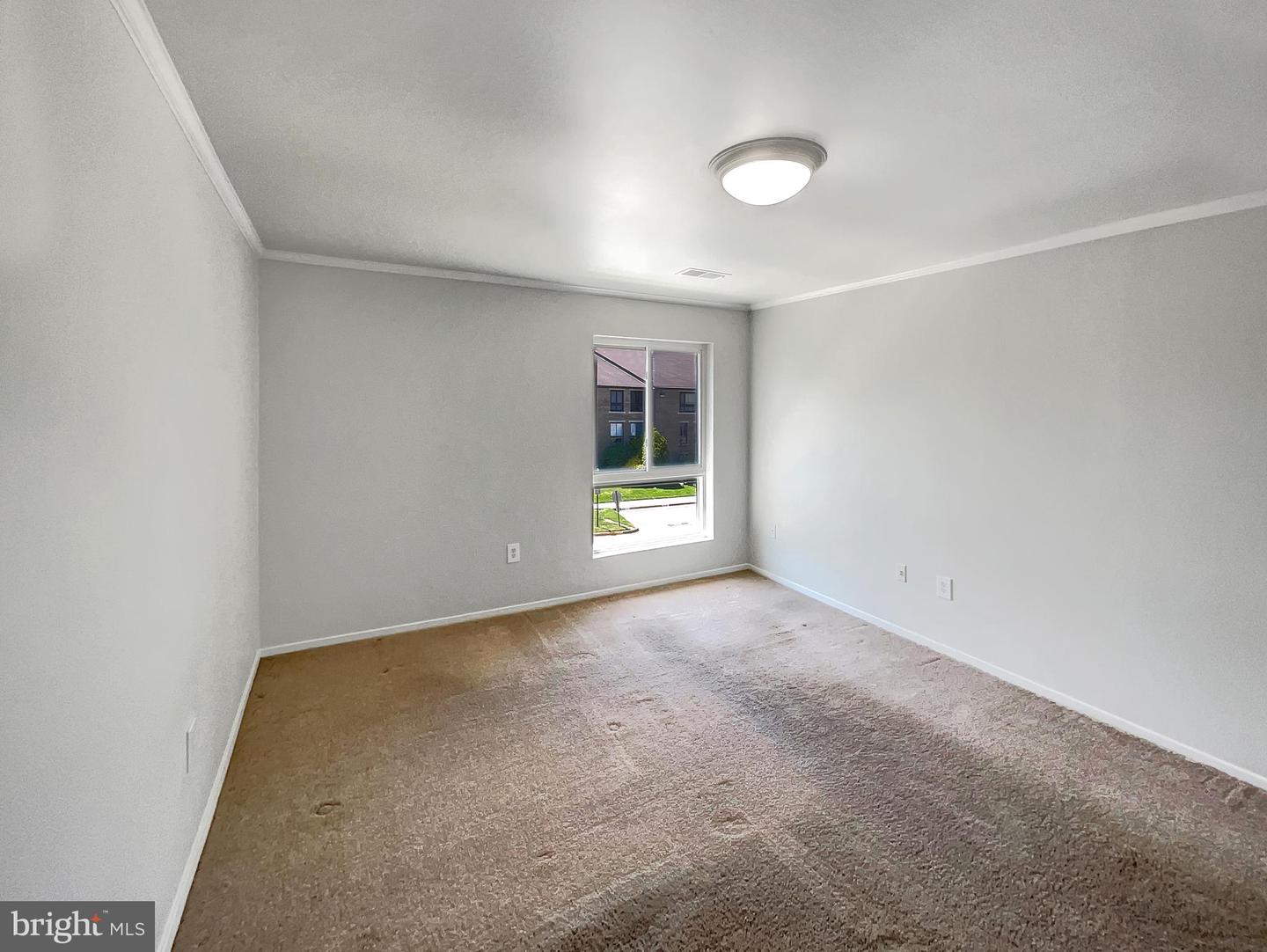 549 FLORIDA AVE #204, HERNDON, Virginia 20170, 2 Bedrooms Bedrooms, ,2 BathroomsBathrooms,Residential,For sale,549 FLORIDA AVE #204,VAFX2237552 MLS # VAFX2237552