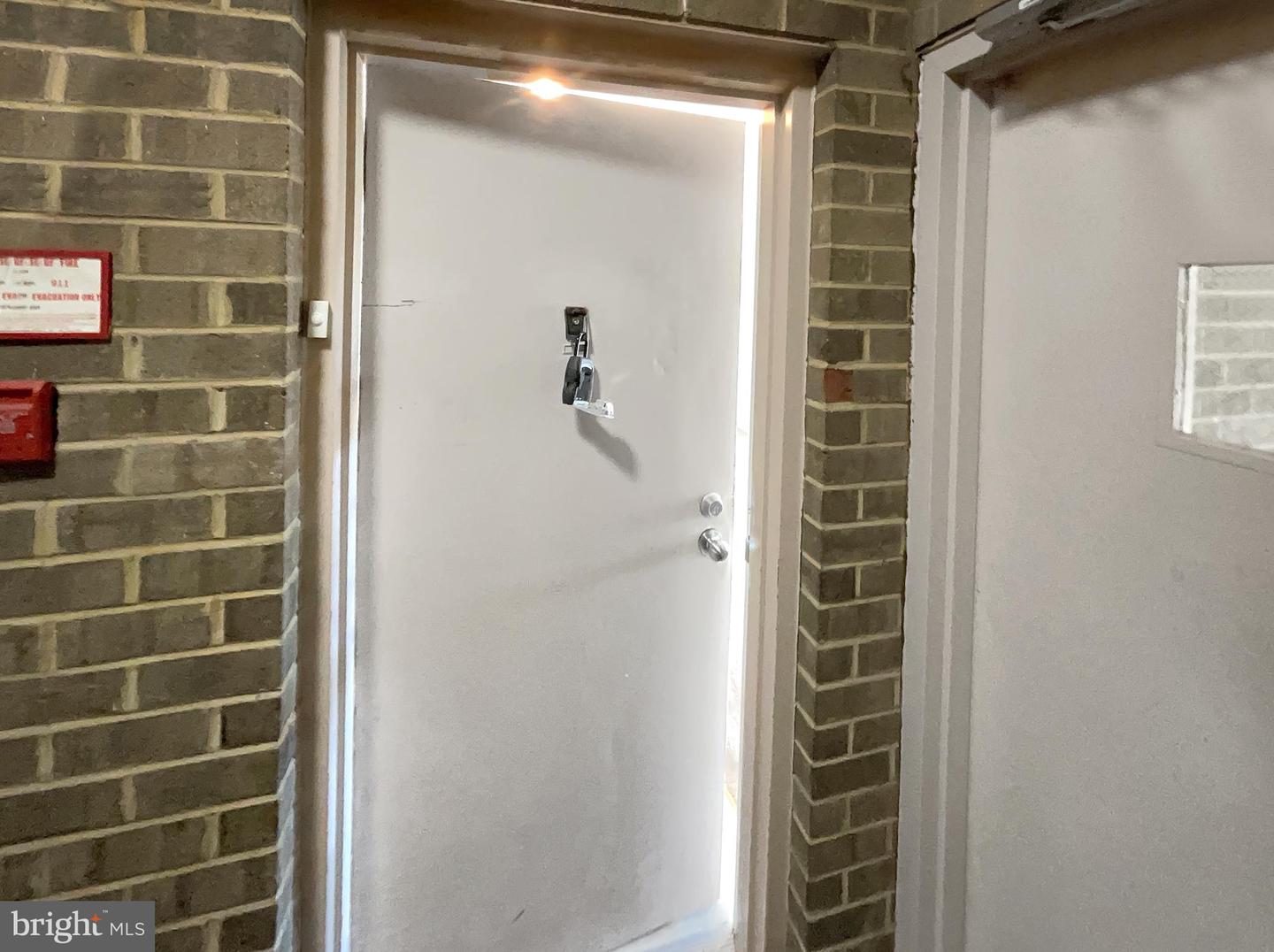 549 FLORIDA AVE #204, HERNDON, Virginia 20170, 2 Bedrooms Bedrooms, ,2 BathroomsBathrooms,Residential,For sale,549 FLORIDA AVE #204,VAFX2237552 MLS # VAFX2237552