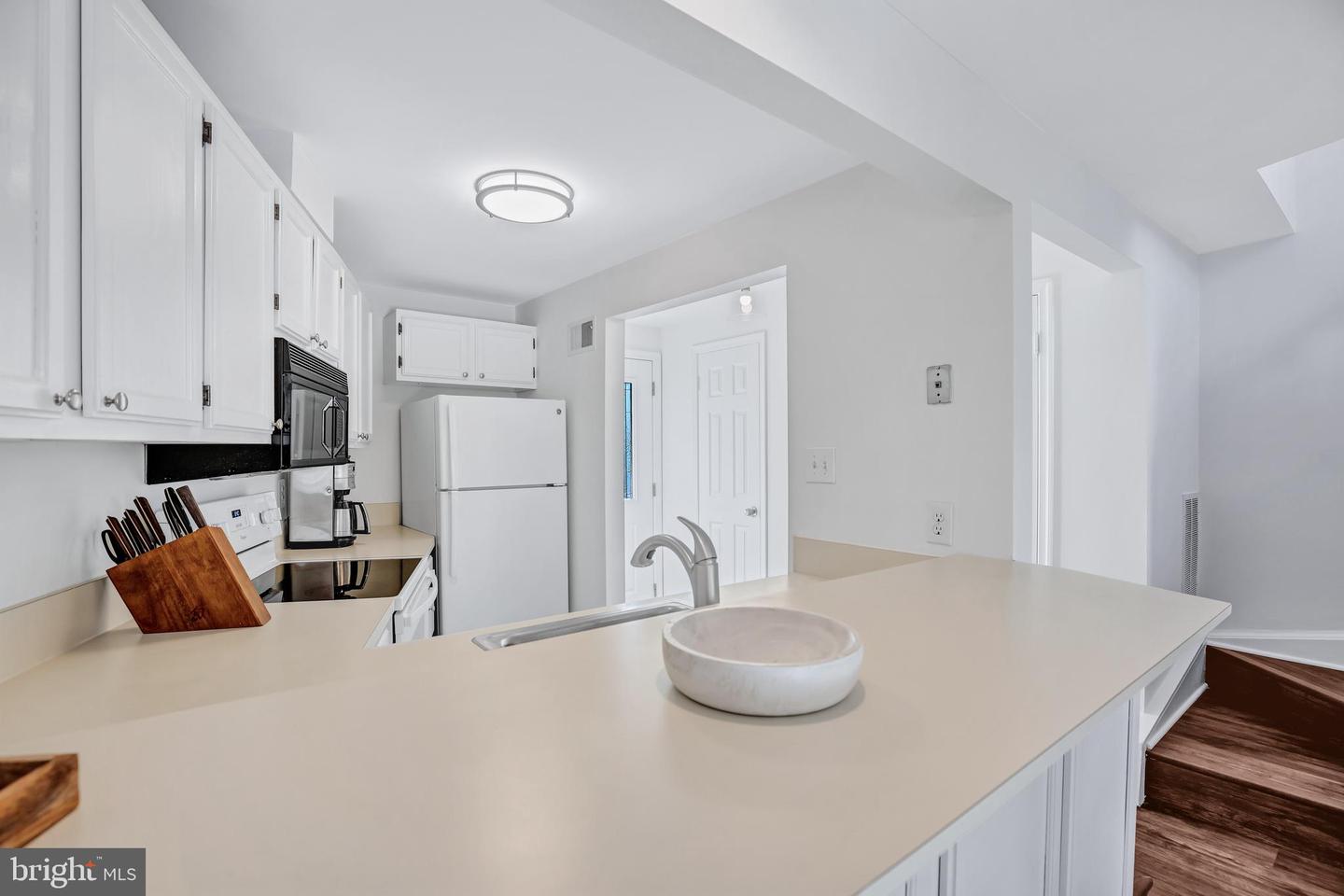 6190 LITTLE VALLEY WAY, ALEXANDRIA, Virginia 22310, 2 Bedrooms Bedrooms, ,2 BathroomsBathrooms,Residential,For sale,6190 LITTLE VALLEY WAY,VAFX2237566 MLS # VAFX2237566