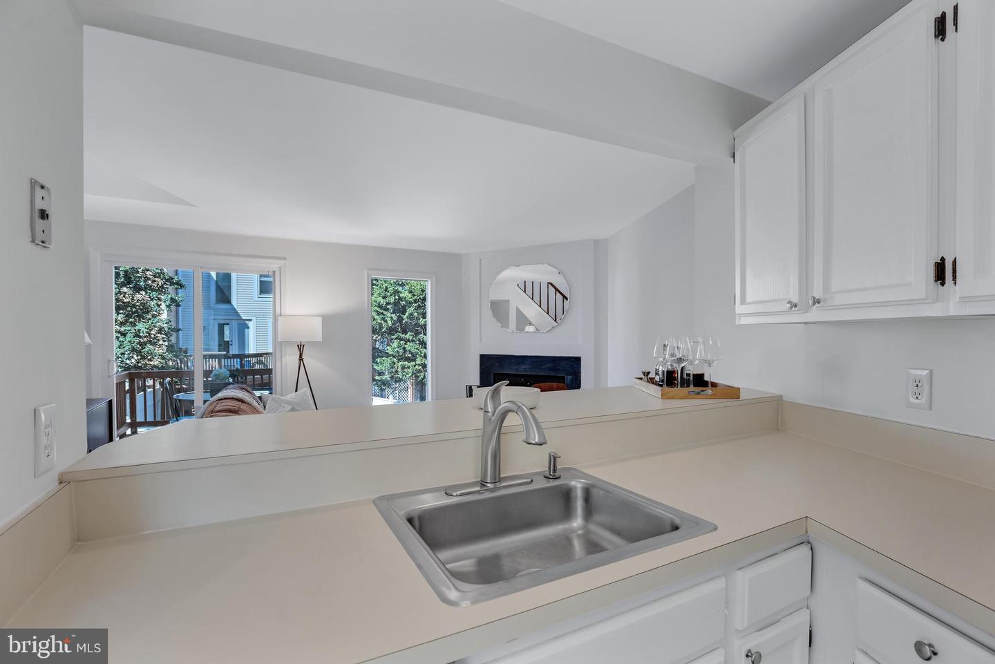 6190 LITTLE VALLEY WAY, ALEXANDRIA, Virginia 22310, 2 Bedrooms Bedrooms, ,2 BathroomsBathrooms,Residential,For sale,6190 LITTLE VALLEY WAY,VAFX2237566 MLS # VAFX2237566