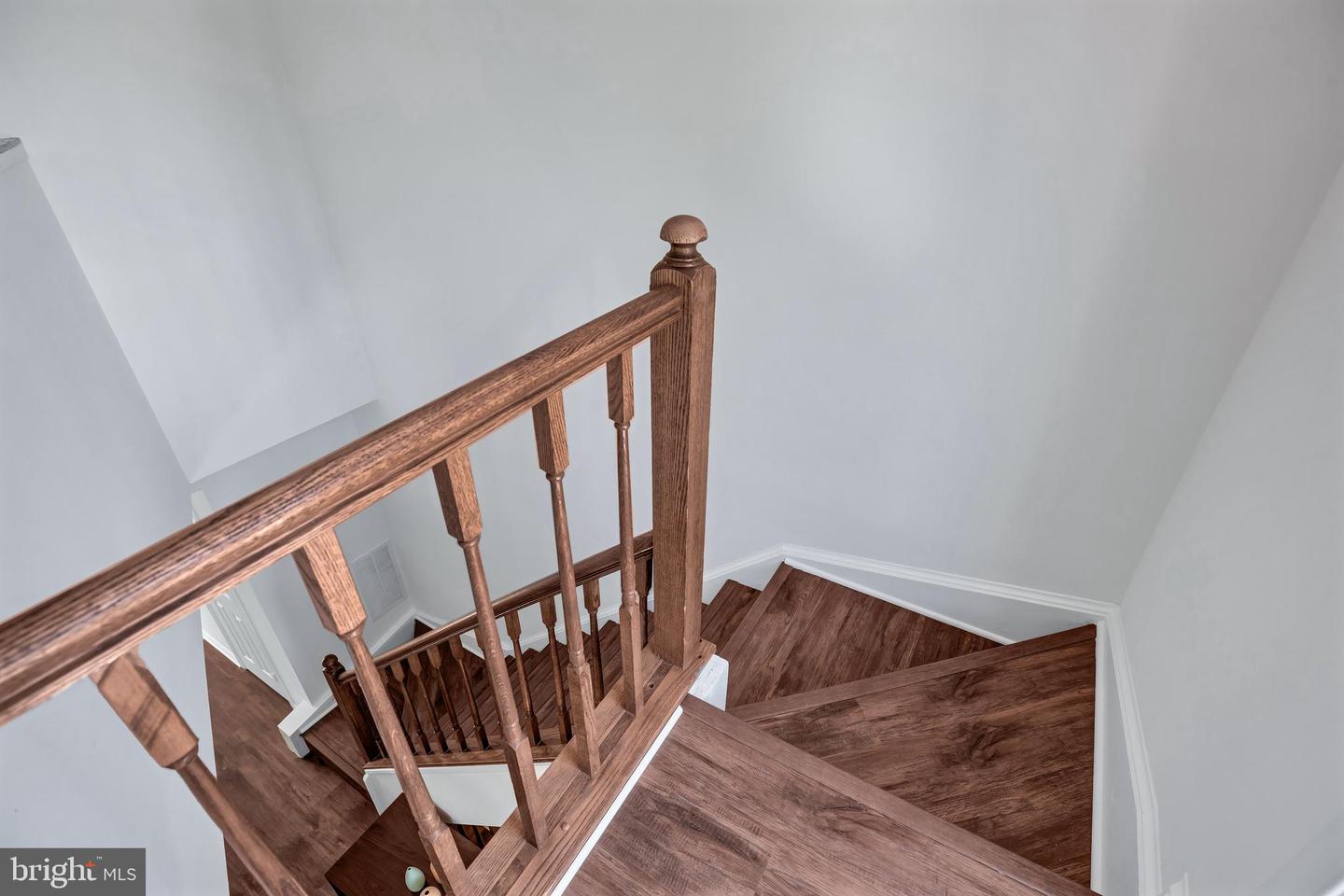 6190 LITTLE VALLEY WAY, ALEXANDRIA, Virginia 22310, 2 Bedrooms Bedrooms, ,2 BathroomsBathrooms,Residential,For sale,6190 LITTLE VALLEY WAY,VAFX2237566 MLS # VAFX2237566