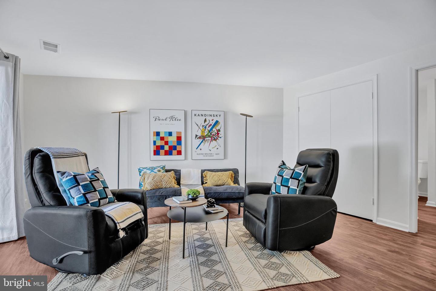 6190 LITTLE VALLEY WAY, ALEXANDRIA, Virginia 22310, 2 Bedrooms Bedrooms, ,2 BathroomsBathrooms,Residential,For sale,6190 LITTLE VALLEY WAY,VAFX2237566 MLS # VAFX2237566