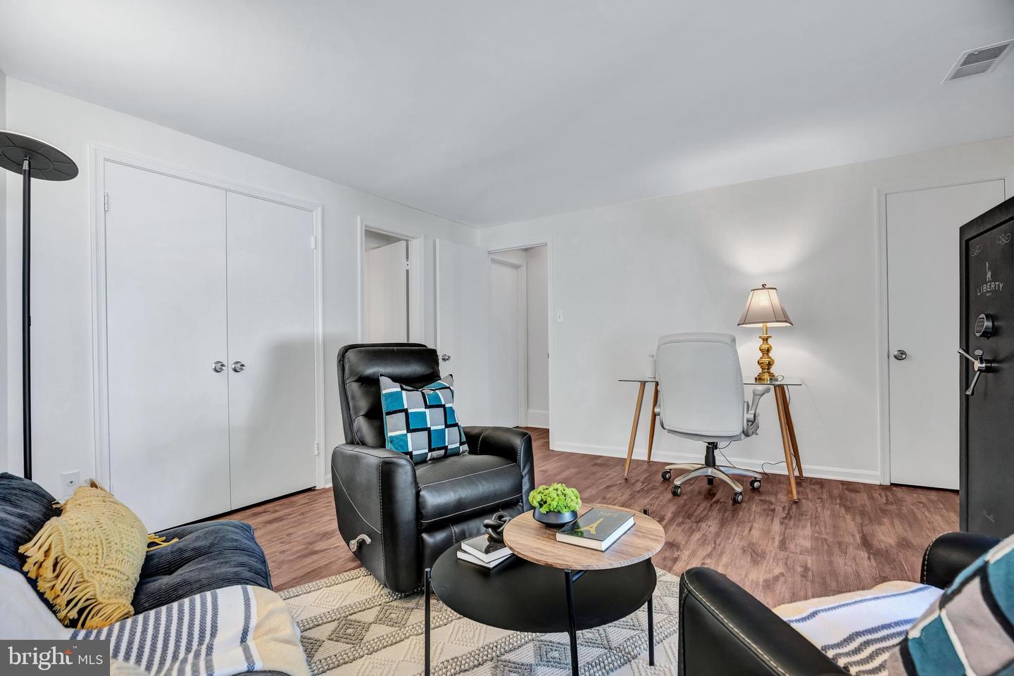 6190 LITTLE VALLEY WAY, ALEXANDRIA, Virginia 22310, 2 Bedrooms Bedrooms, ,2 BathroomsBathrooms,Residential,For sale,6190 LITTLE VALLEY WAY,VAFX2237566 MLS # VAFX2237566