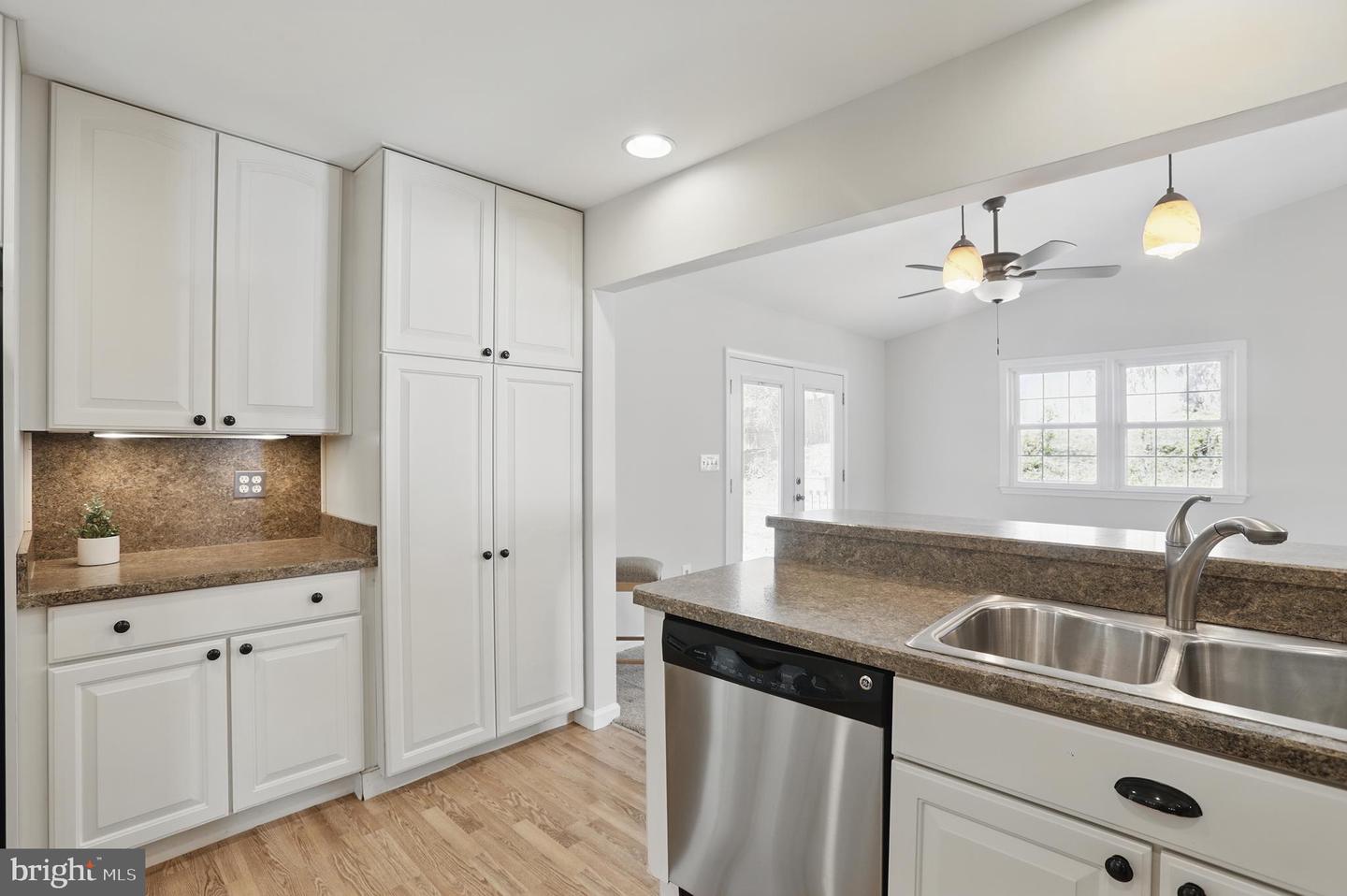 21 RIDGEMORE CIR, FREDERICKSBURG, Virginia 22405, 3 Bedrooms Bedrooms, ,3 BathroomsBathrooms,Residential,For sale,21 RIDGEMORE CIR,VAST2038354 MLS # VAST2038354