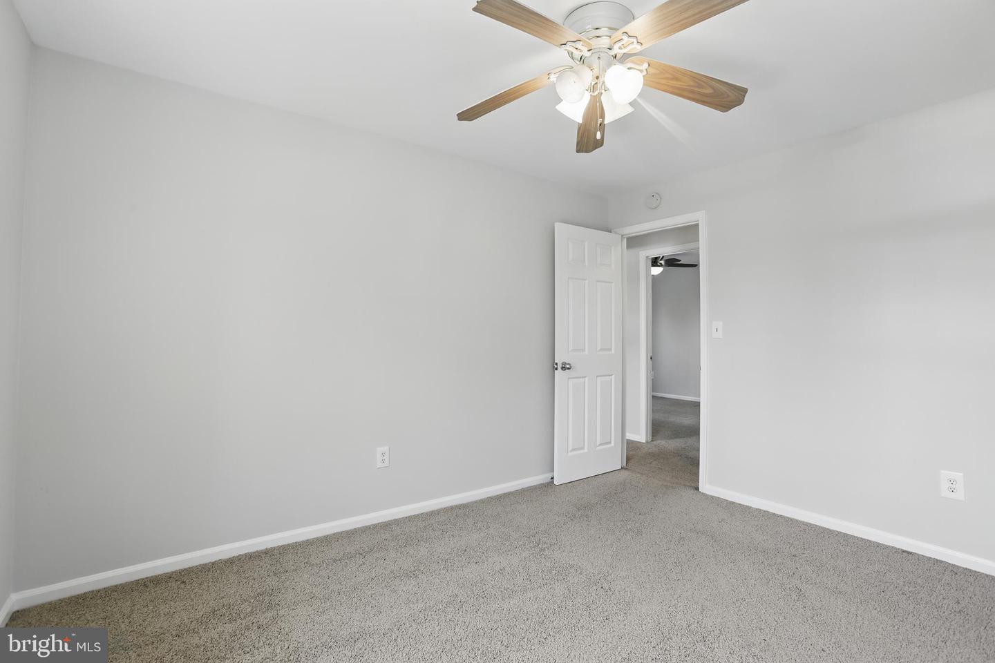 21 RIDGEMORE CIR, FREDERICKSBURG, Virginia 22405, 3 Bedrooms Bedrooms, ,3 BathroomsBathrooms,Residential,For sale,21 RIDGEMORE CIR,VAST2038354 MLS # VAST2038354