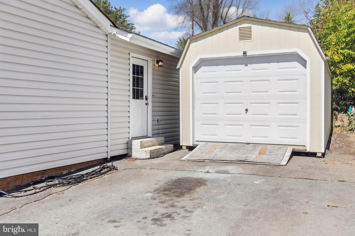 21 RIDGEMORE CIR, FREDERICKSBURG, Virginia 22405, 3 Bedrooms Bedrooms, ,3 BathroomsBathrooms,Residential,For sale,21 RIDGEMORE CIR,VAST2038354 MLS # VAST2038354