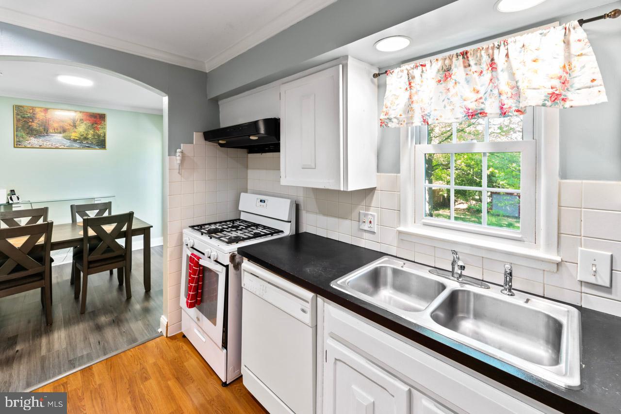 14526 FULLERTON RD, WOODBRIDGE, Virginia 22193, 4 Bedrooms Bedrooms, ,2 BathroomsBathrooms,Residential,For sale,14526 FULLERTON RD,VAPW2093450 MLS # VAPW2093450