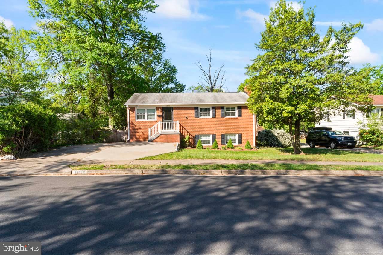 14526 FULLERTON RD, WOODBRIDGE, Virginia 22193, 4 Bedrooms Bedrooms, ,2 BathroomsBathrooms,Residential,For sale,14526 FULLERTON RD,VAPW2093450 MLS # VAPW2093450