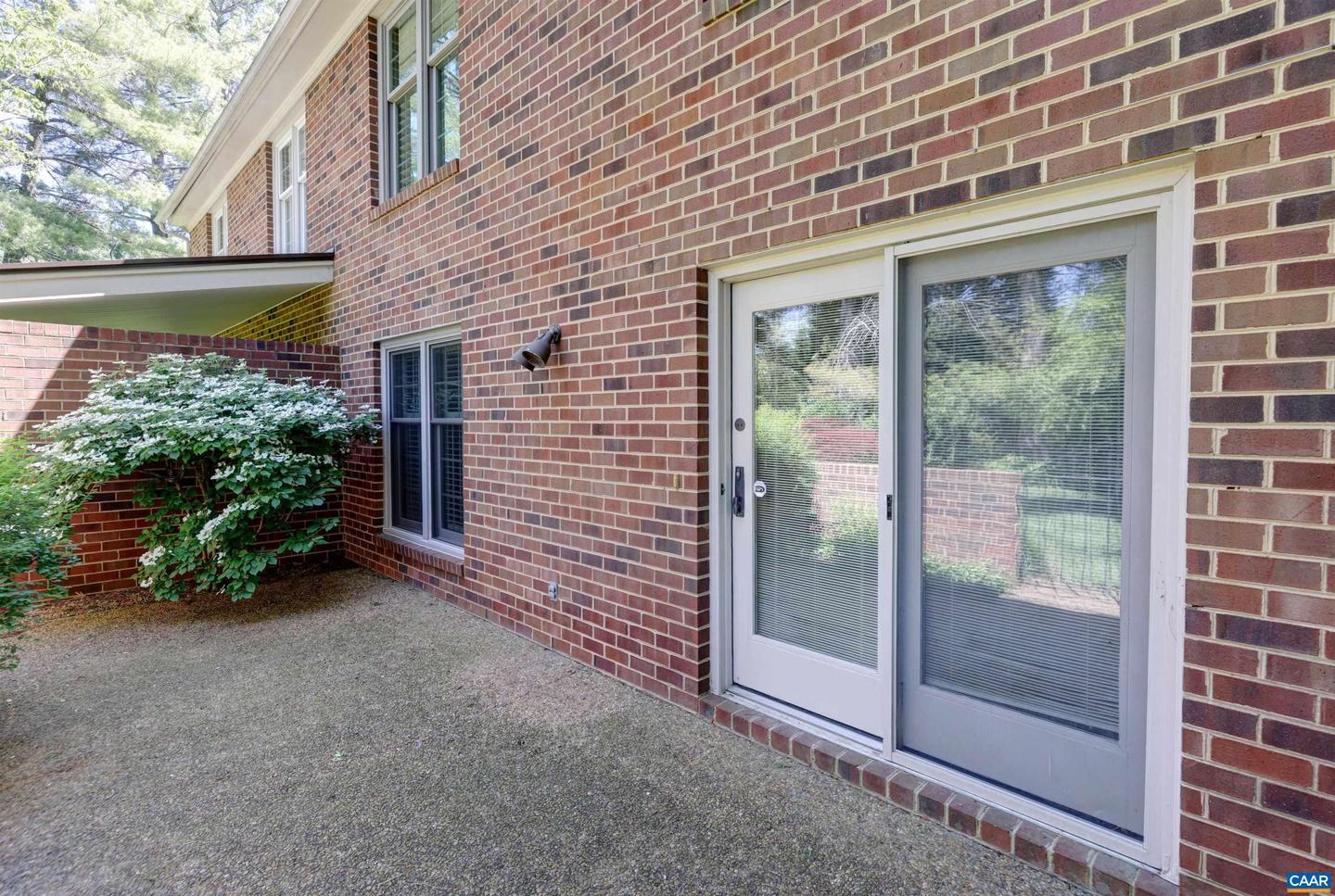 560 WORTHINGTON DR, CHARLOTTESVILLE, Virginia 22903, 2 Bedrooms Bedrooms, ,2 BathroomsBathrooms,Residential,For sale,560 WORTHINGTON DR,663872 MLS # 663872