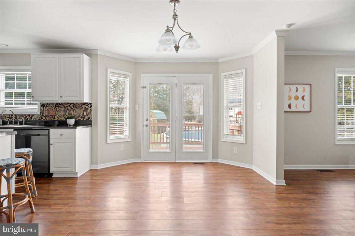 10418 BRYNMORE DR, NORTH CHESTERFIELD, Virginia 23224, 5 Bedrooms Bedrooms, ,3 BathroomsBathrooms,Residential,For sale,10418 BRYNMORE DR,VACF2001128 MLS # VACF2001128