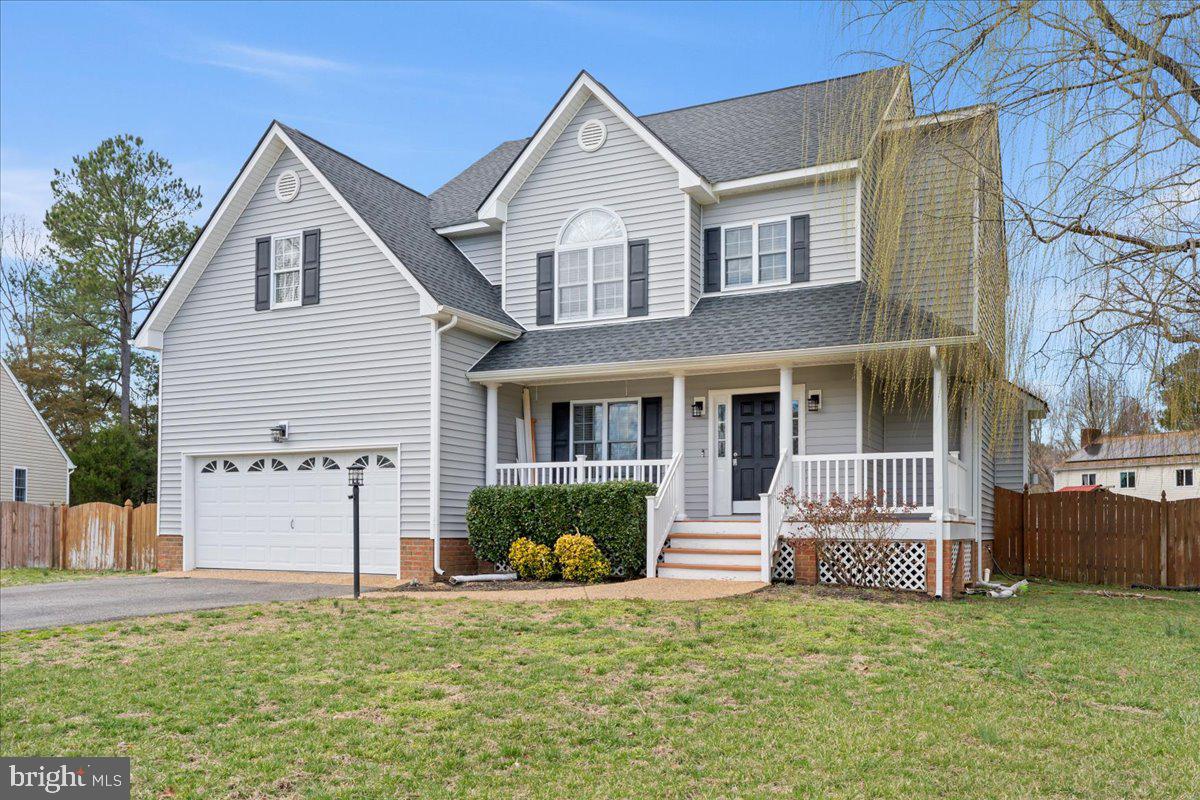 10418 BRYNMORE DR, NORTH CHESTERFIELD, Virginia 23224, 5 Bedrooms Bedrooms, ,3 BathroomsBathrooms,Residential,For sale,10418 BRYNMORE DR,VACF2001128 MLS # VACF2001128