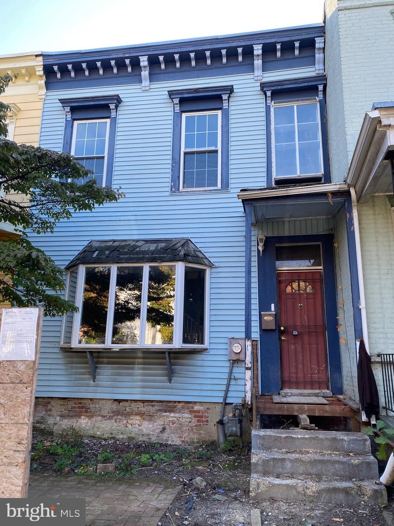 1203 G ST NE, WASHINGTON, District Of Columbia 20002, ,Residential,For sale,1203 G ST NE,DCDC2198100 MLS # DCDC2198100