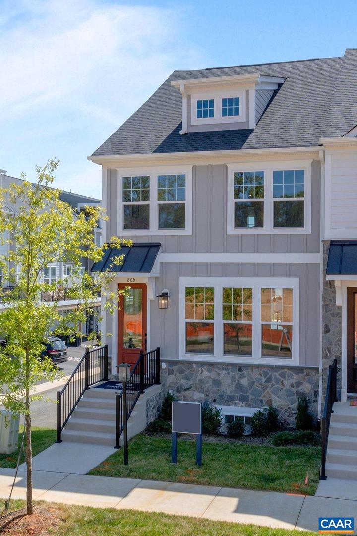 5012 LINDLEY LN, CHARLOTTESVILLE, Virginia 22901, 3 Bedrooms Bedrooms, ,2 BathroomsBathrooms,Residential,For sale,5012 LINDLEY LN,663877 MLS # 663877