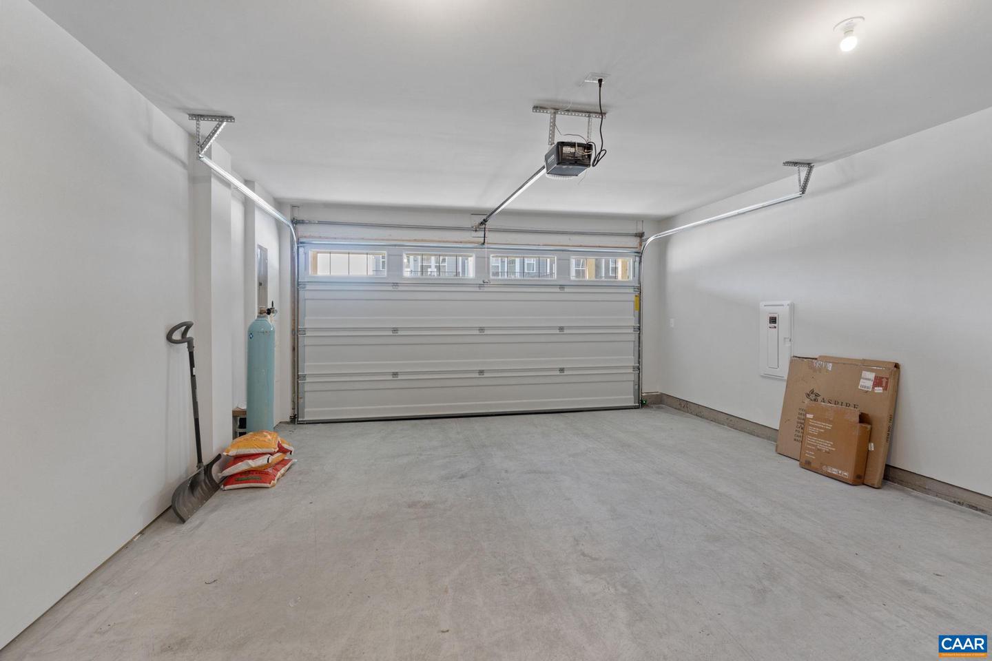 5012 LINDLEY LN, CHARLOTTESVILLE, Virginia 22901, 3 Bedrooms Bedrooms, ,2 BathroomsBathrooms,Residential,For sale,5012 LINDLEY LN,663877 MLS # 663877