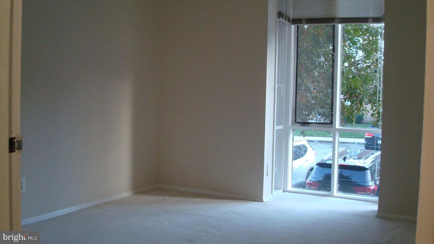2624 REDCOAT DR #162, ALEXANDRIA, Virginia 22303, 2 Bedrooms Bedrooms, ,1 BathroomBathrooms,Residential,For sale,2624 REDCOAT DR #162,VAFX2237622 MLS # VAFX2237622