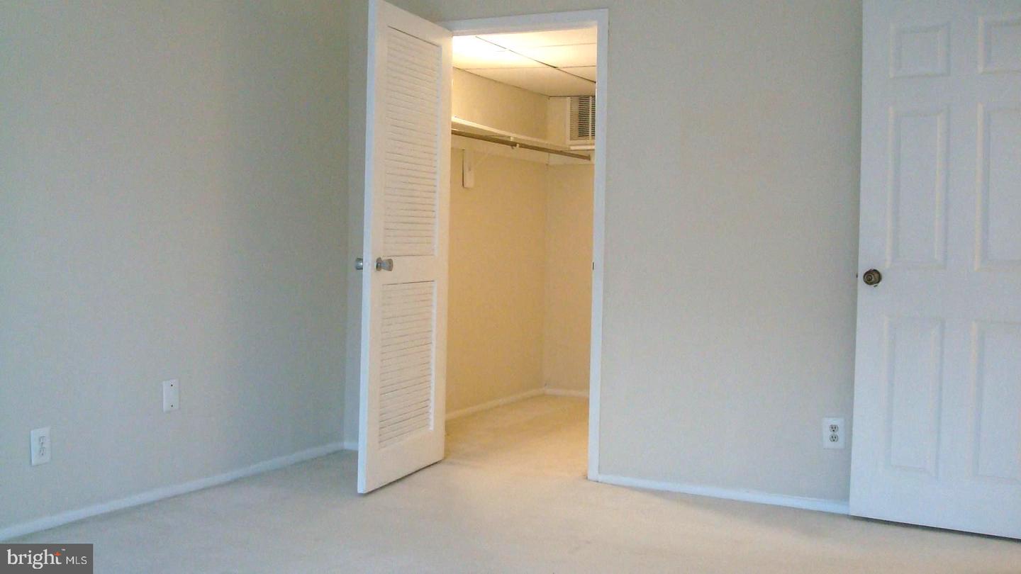 2624 REDCOAT DR #162, ALEXANDRIA, Virginia 22303, 2 Bedrooms Bedrooms, ,1 BathroomBathrooms,Residential,For sale,2624 REDCOAT DR #162,VAFX2237622 MLS # VAFX2237622