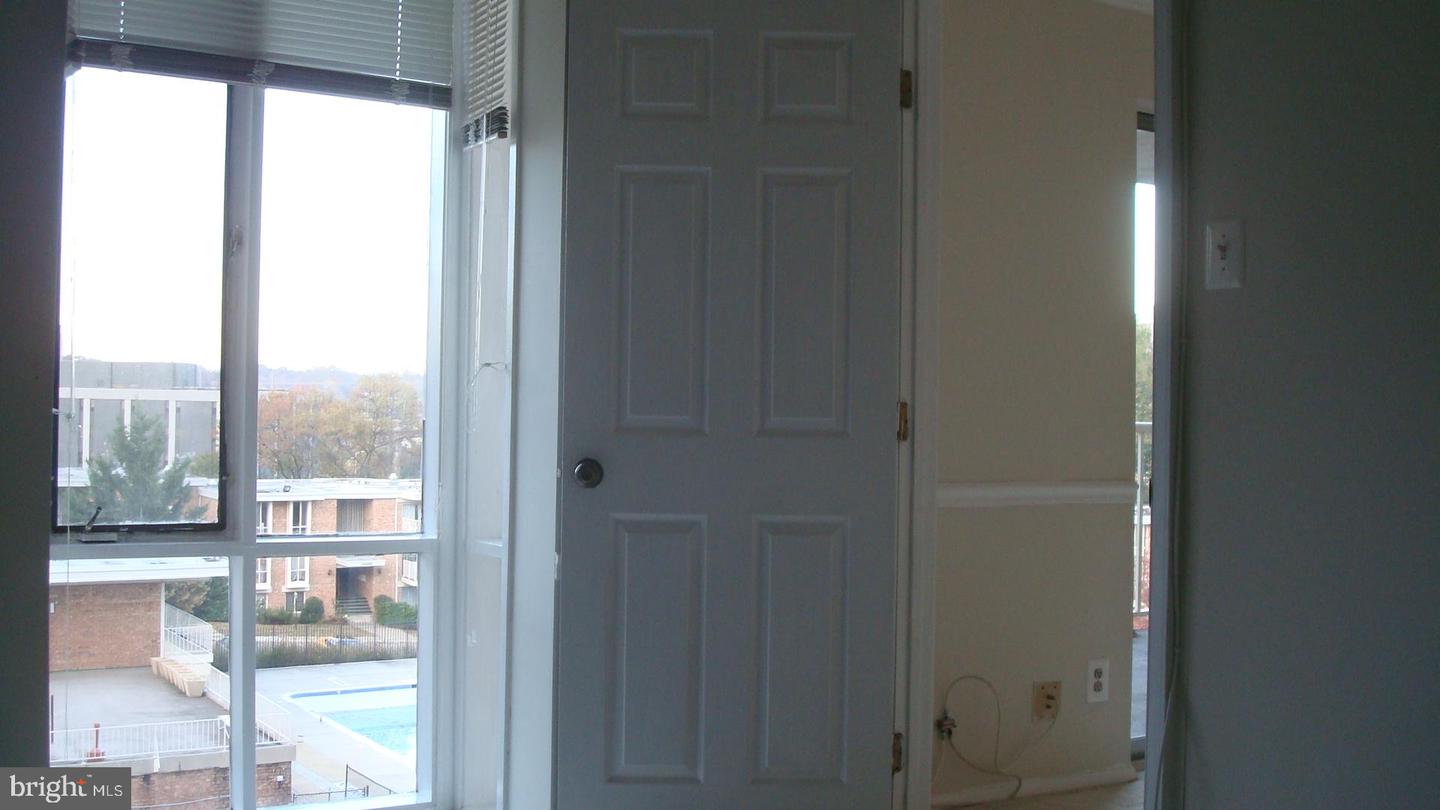 2624 REDCOAT DR #162, ALEXANDRIA, Virginia 22303, 2 Bedrooms Bedrooms, ,1 BathroomBathrooms,Residential,For sale,2624 REDCOAT DR #162,VAFX2237622 MLS # VAFX2237622