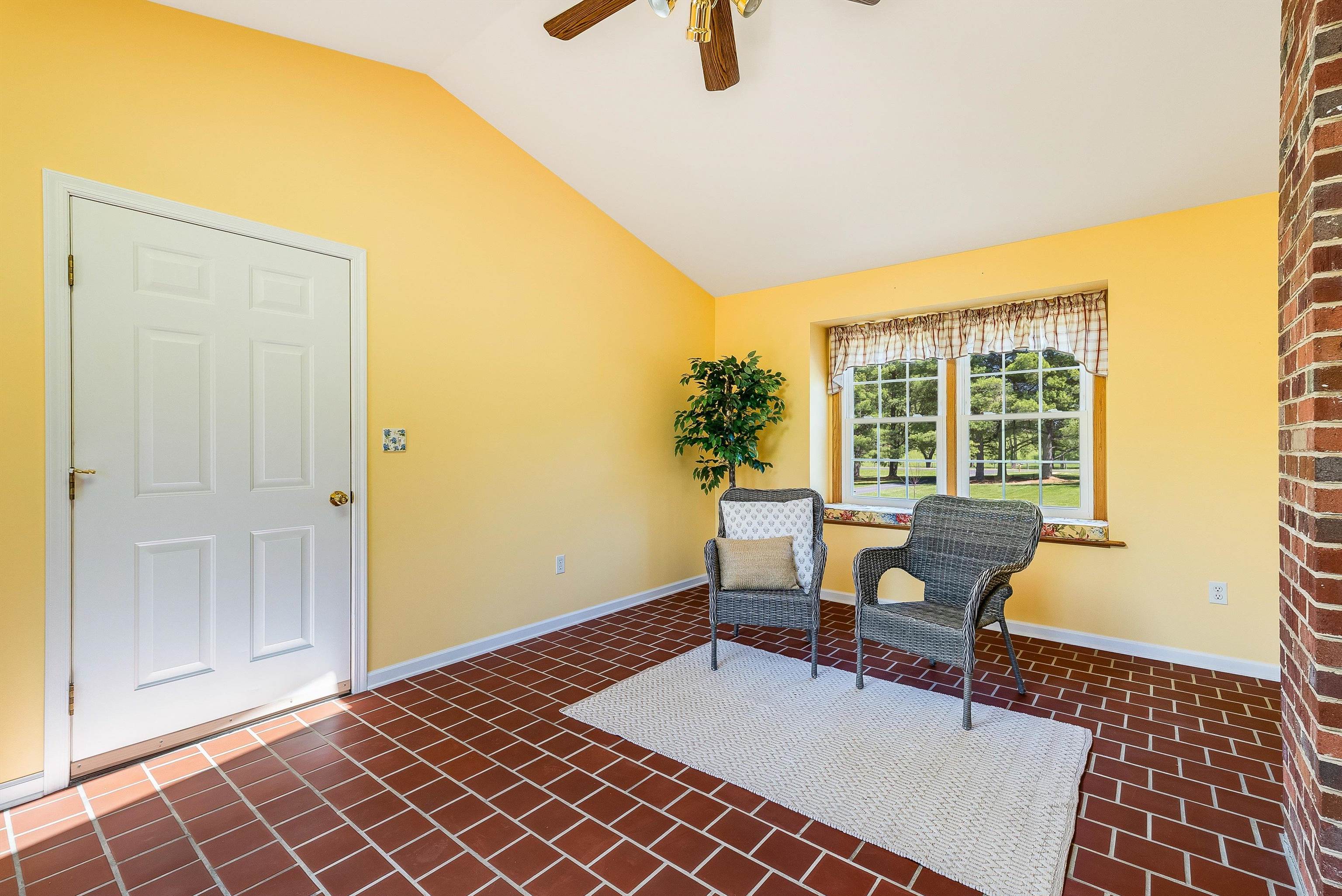 137 MISTY TRL, WAYNESBORO, Virginia 22980, 4 Bedrooms Bedrooms, ,2 BathroomsBathrooms,Residential,137 MISTY TRL,663890 MLS # 663890