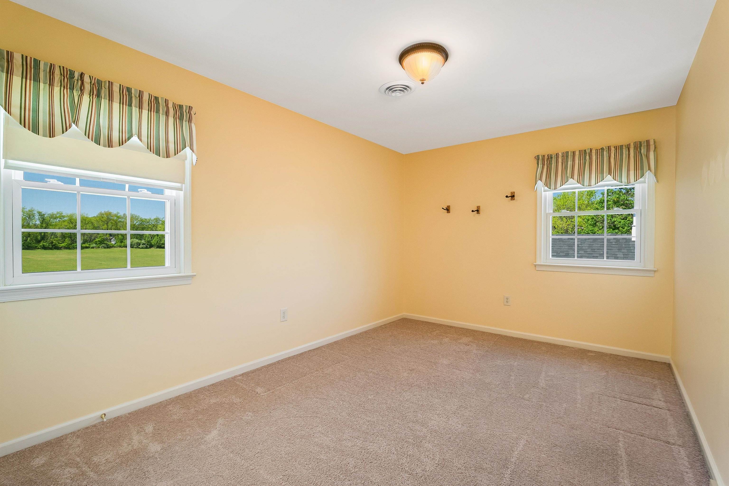 137 MISTY TRL, WAYNESBORO, Virginia 22980, 4 Bedrooms Bedrooms, ,2 BathroomsBathrooms,Residential,137 MISTY TRL,663890 MLS # 663890