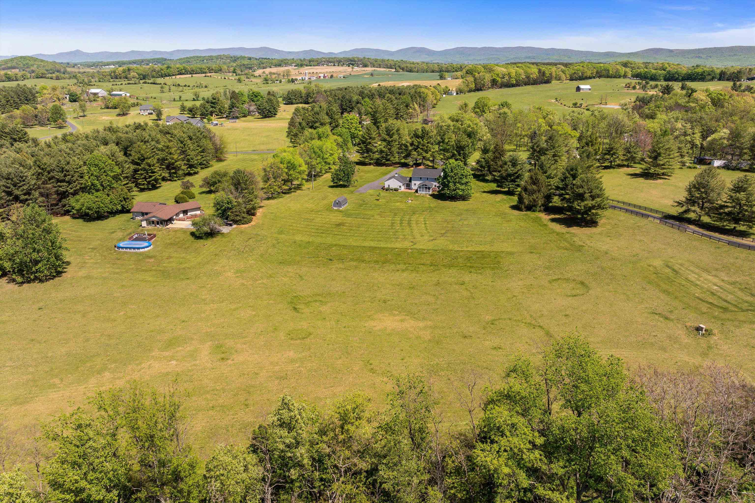 137 MISTY TRL, WAYNESBORO, Virginia 22980, 4 Bedrooms Bedrooms, ,2 BathroomsBathrooms,Residential,137 MISTY TRL,663890 MLS # 663890