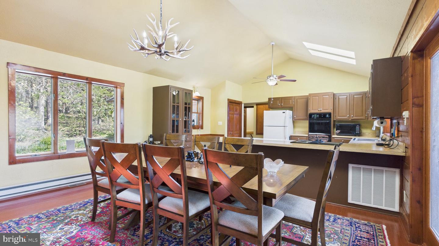 974 CROSS MOUNTAIN RD, LURAY, Virginia 22835, 4 Bedrooms Bedrooms, 6 Rooms Rooms,4 BathroomsBathrooms,Residential,For sale,974 CROSS MOUNTAIN RD,VAPA2004850 MLS # VAPA2004850