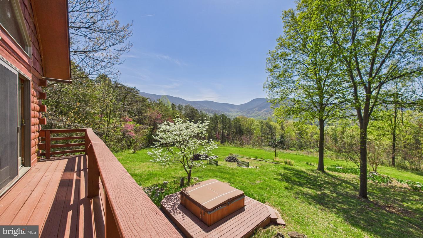 974 CROSS MOUNTAIN RD, LURAY, Virginia 22835, 4 Bedrooms Bedrooms, 6 Rooms Rooms,4 BathroomsBathrooms,Residential,For sale,974 CROSS MOUNTAIN RD,VAPA2004850 MLS # VAPA2004850