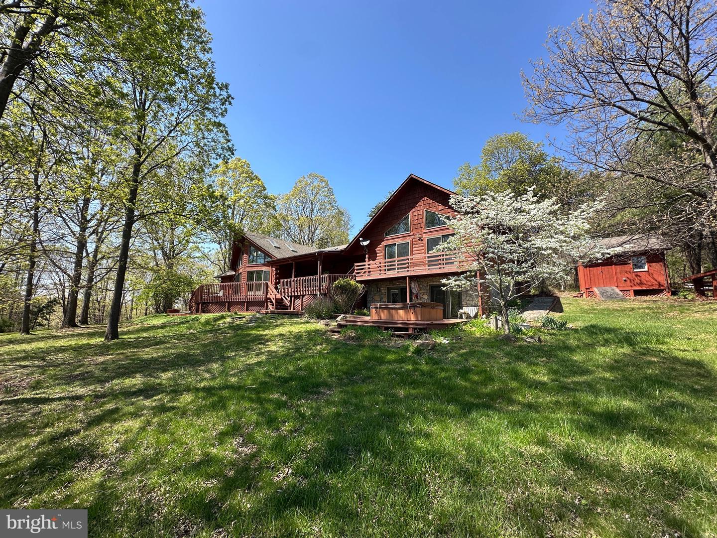 974 CROSS MOUNTAIN RD, LURAY, Virginia 22835, 4 Bedrooms Bedrooms, 6 Rooms Rooms,4 BathroomsBathrooms,Residential,For sale,974 CROSS MOUNTAIN RD,VAPA2004850 MLS # VAPA2004850