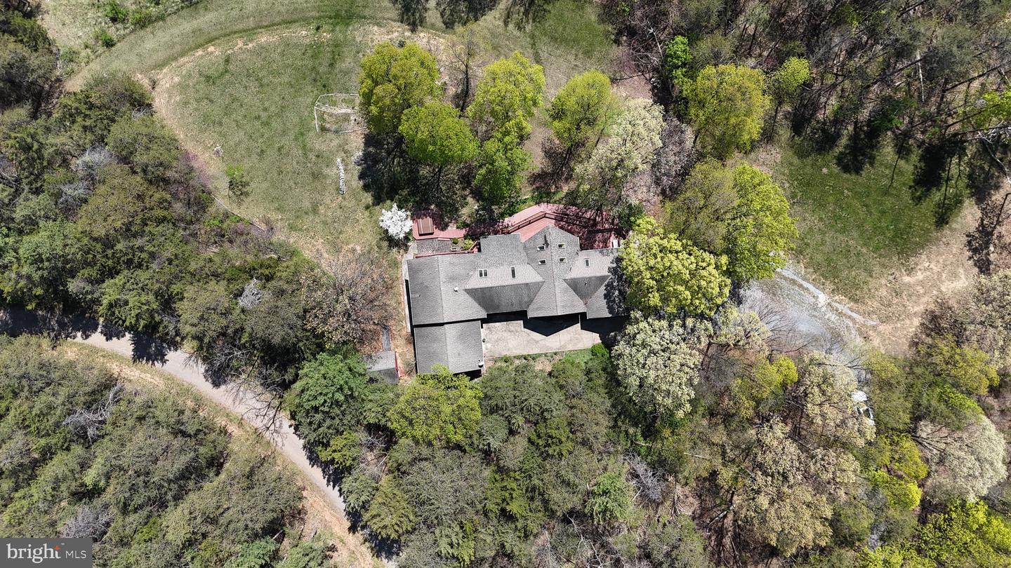 974 CROSS MOUNTAIN RD, LURAY, Virginia 22835, 4 Bedrooms Bedrooms, 6 Rooms Rooms,4 BathroomsBathrooms,Residential,For sale,974 CROSS MOUNTAIN RD,VAPA2004850 MLS # VAPA2004850