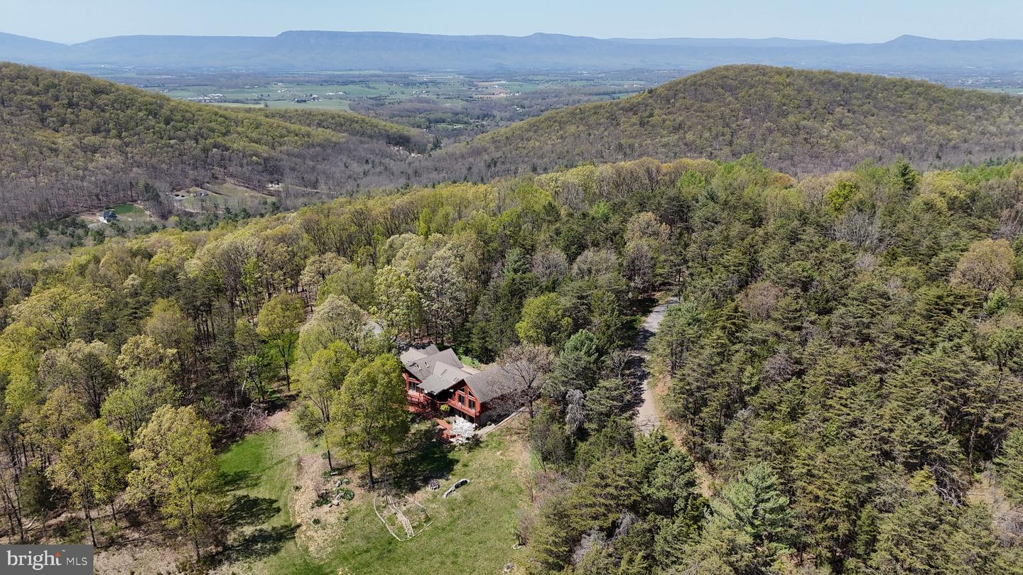 974 CROSS MOUNTAIN RD, LURAY, Virginia 22835, 4 Bedrooms Bedrooms, 6 Rooms Rooms,4 BathroomsBathrooms,Residential,For sale,974 CROSS MOUNTAIN RD,VAPA2004850 MLS # VAPA2004850