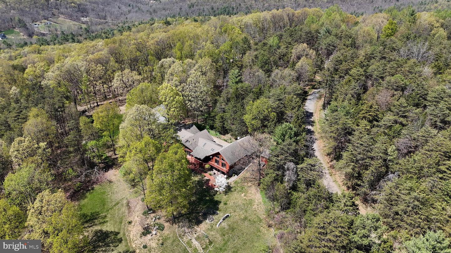 974 CROSS MOUNTAIN RD, LURAY, Virginia 22835, 4 Bedrooms Bedrooms, 6 Rooms Rooms,4 BathroomsBathrooms,Residential,For sale,974 CROSS MOUNTAIN RD,VAPA2004850 MLS # VAPA2004850