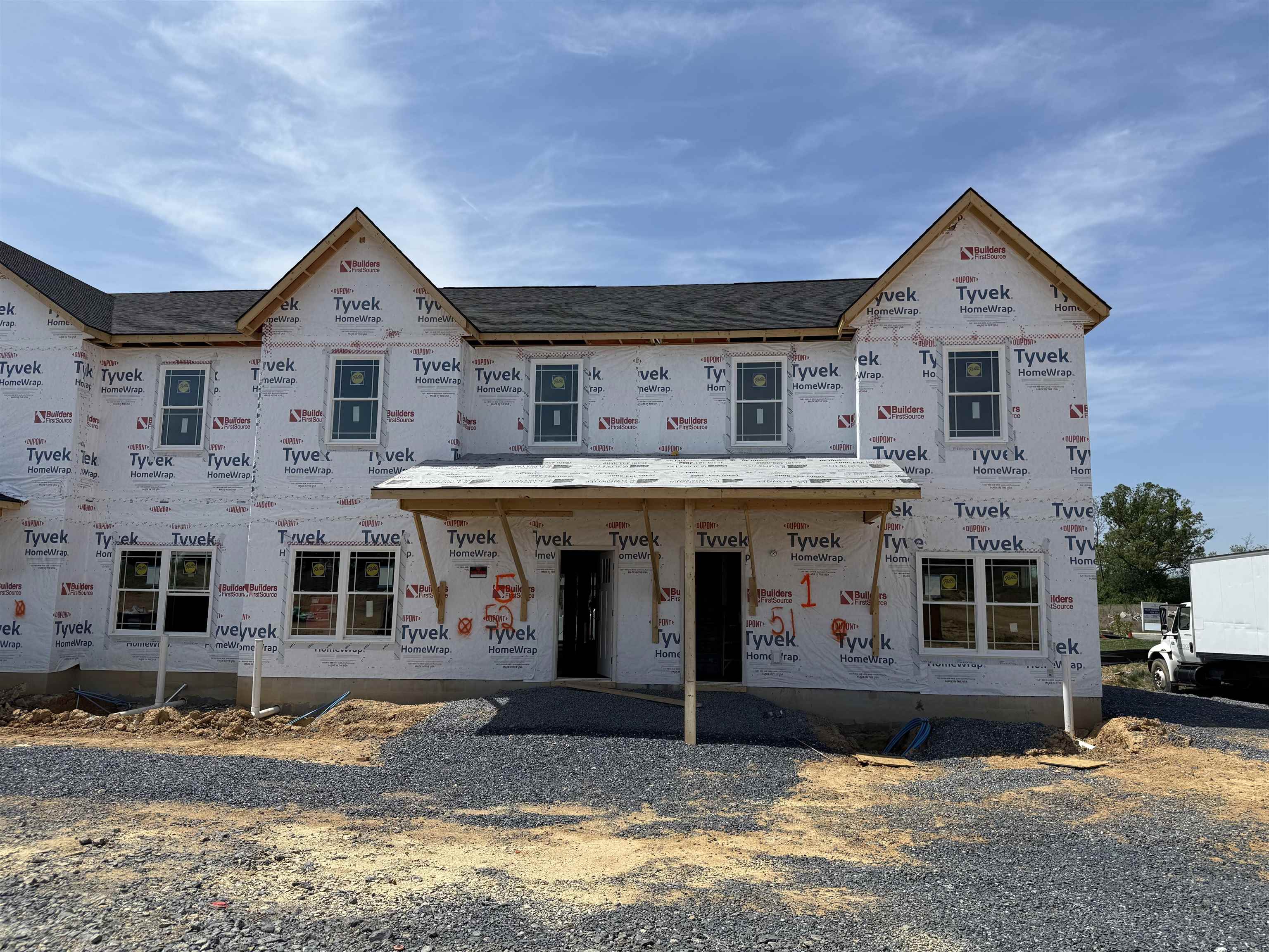 1 BARNYARD CIR, BRIDGEWATER, Virginia 22812, 3 Bedrooms Bedrooms, ,2 BathroomsBathrooms,Residential,1 BARNYARD CIR,663899 MLS # 663899