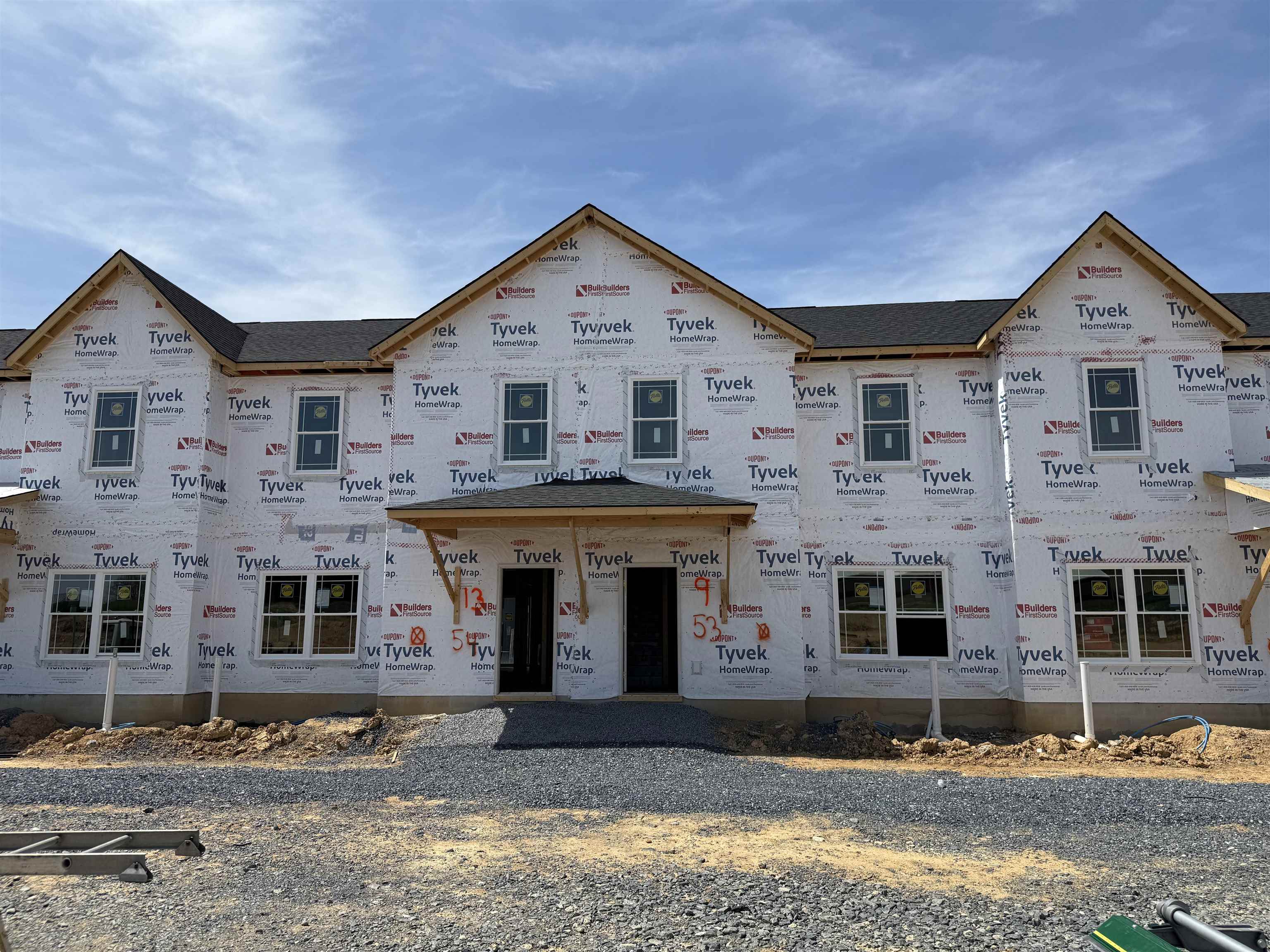 5 BARNYARD CIR, BRIDGEWATER, Virginia 22812, 3 Bedrooms Bedrooms, ,2 BathroomsBathrooms,Residential,5 BARNYARD CIR,663900 MLS # 663900