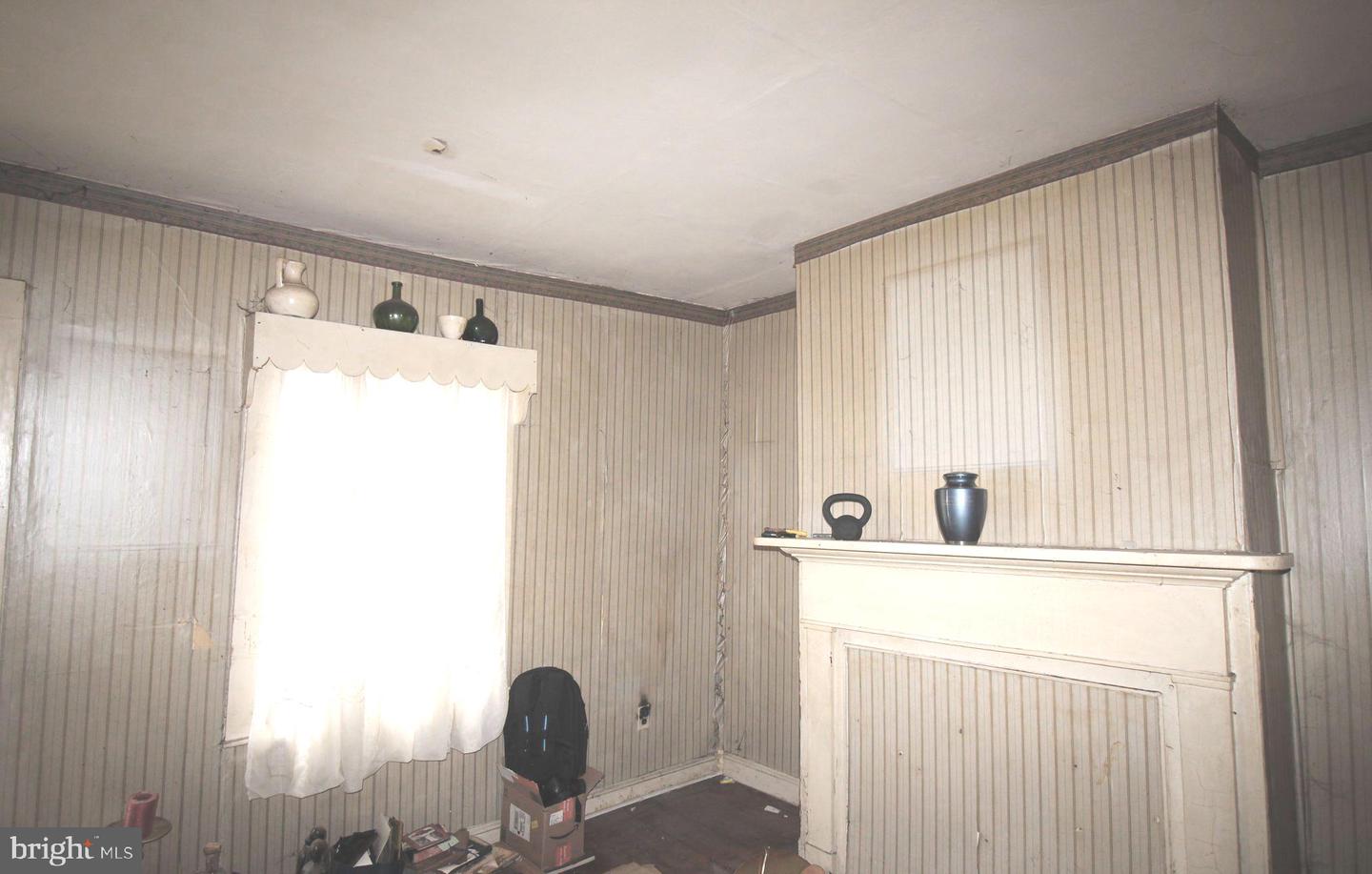 310 CHARLES ST, FREDERICKSBURG, Virginia 22401, 2 Bedrooms Bedrooms, ,1 BathroomBathrooms,Residential,For sale,310 CHARLES ST,VAFB2005504 MLS # VAFB2005504