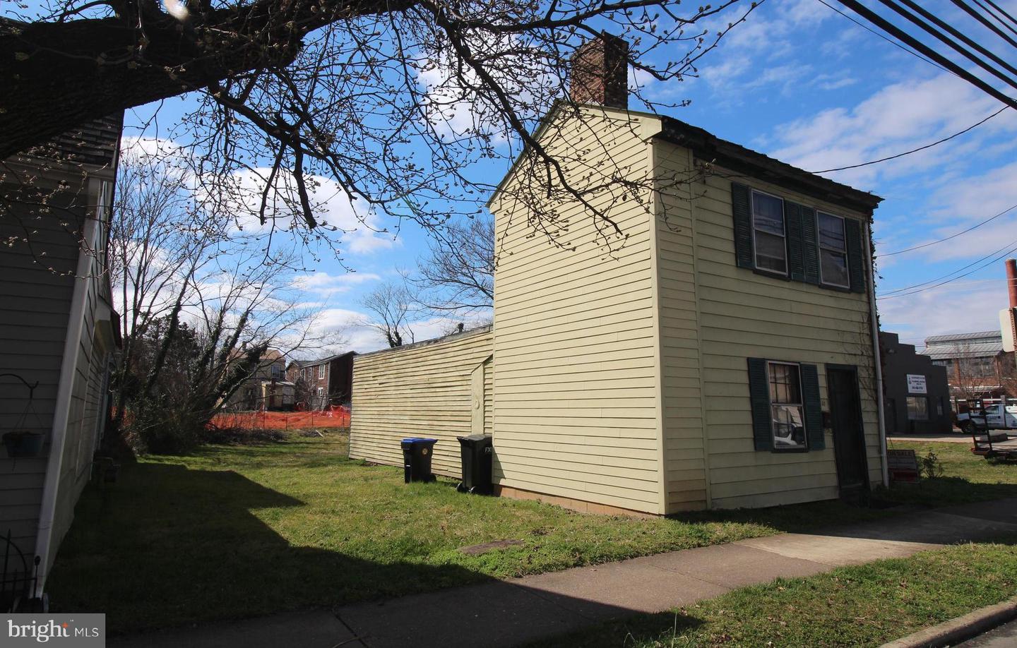 310 CHARLES ST, FREDERICKSBURG, Virginia 22401, 2 Bedrooms Bedrooms, ,1 BathroomBathrooms,Residential,For sale,310 CHARLES ST,VAFB2005504 MLS # VAFB2005504