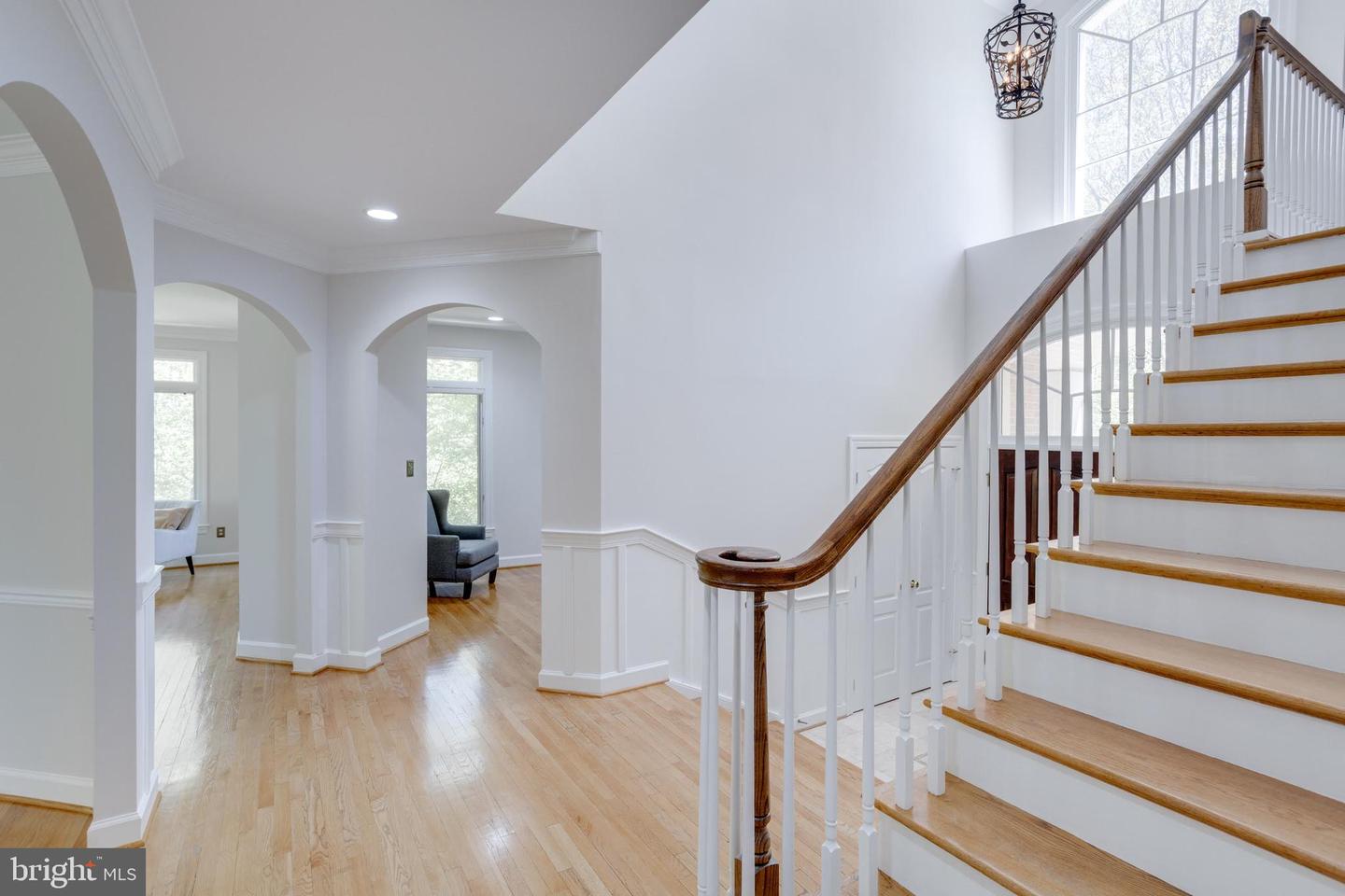 12016 CREEKBEND DR, RESTON, Virginia 20194, 7 Bedrooms Bedrooms, ,4 BathroomsBathrooms,Residential,For sale,12016 CREEKBEND DR,VAFX2223566 MLS # VAFX2223566