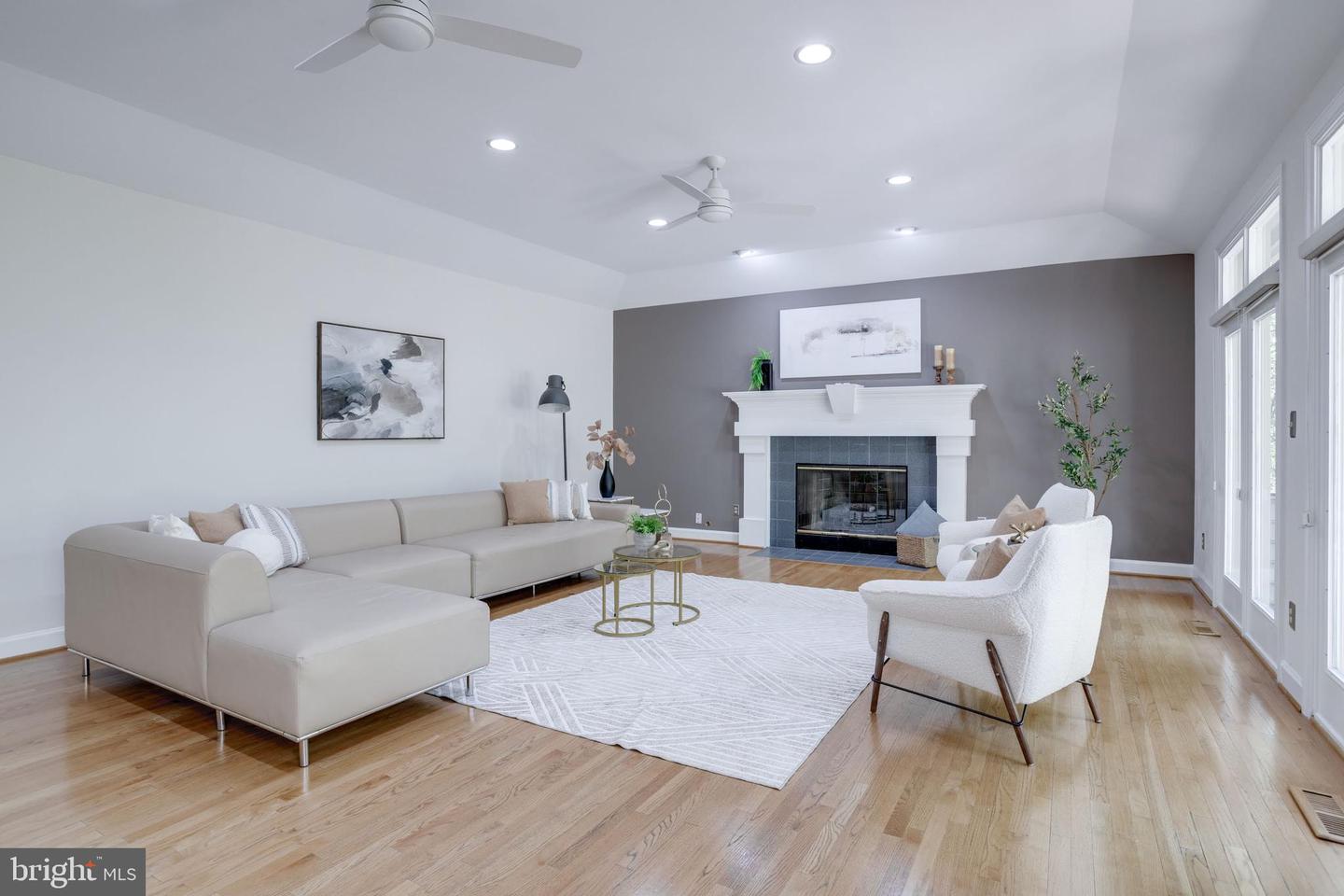 12016 CREEKBEND DR, RESTON, Virginia 20194, 7 Bedrooms Bedrooms, ,4 BathroomsBathrooms,Residential,For sale,12016 CREEKBEND DR,VAFX2223566 MLS # VAFX2223566