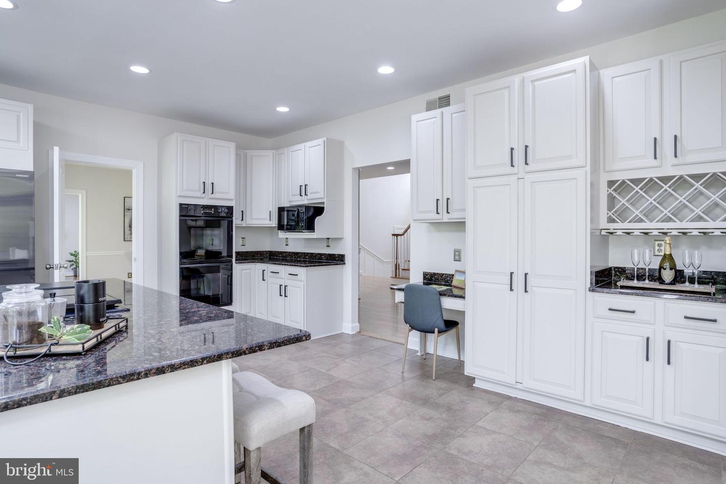 12016 CREEKBEND DR, RESTON, Virginia 20194, 7 Bedrooms Bedrooms, ,4 BathroomsBathrooms,Residential,For sale,12016 CREEKBEND DR,VAFX2223566 MLS # VAFX2223566