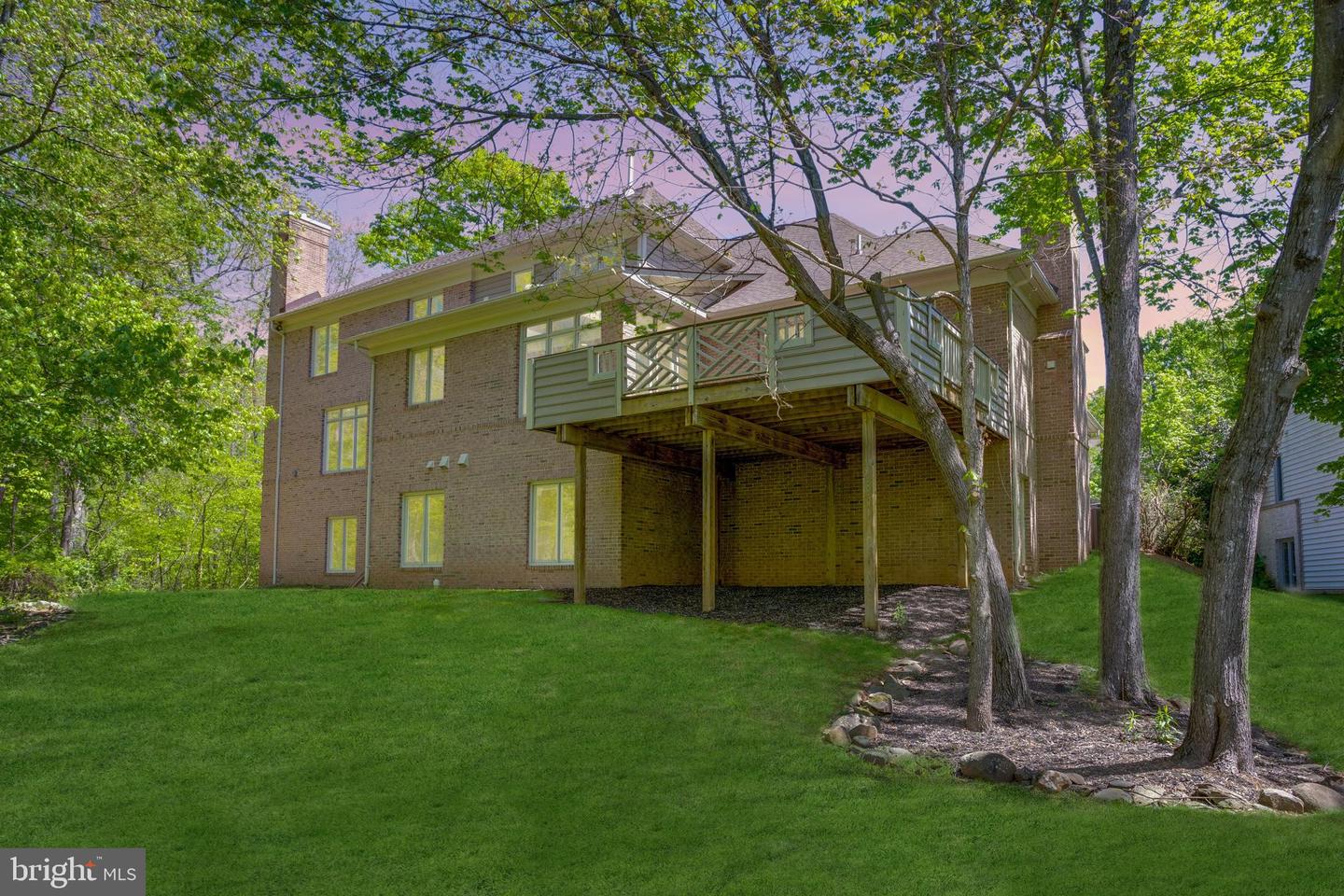 12016 CREEKBEND DR, RESTON, Virginia 20194, 7 Bedrooms Bedrooms, ,4 BathroomsBathrooms,Residential,For sale,12016 CREEKBEND DR,VAFX2223566 MLS # VAFX2223566