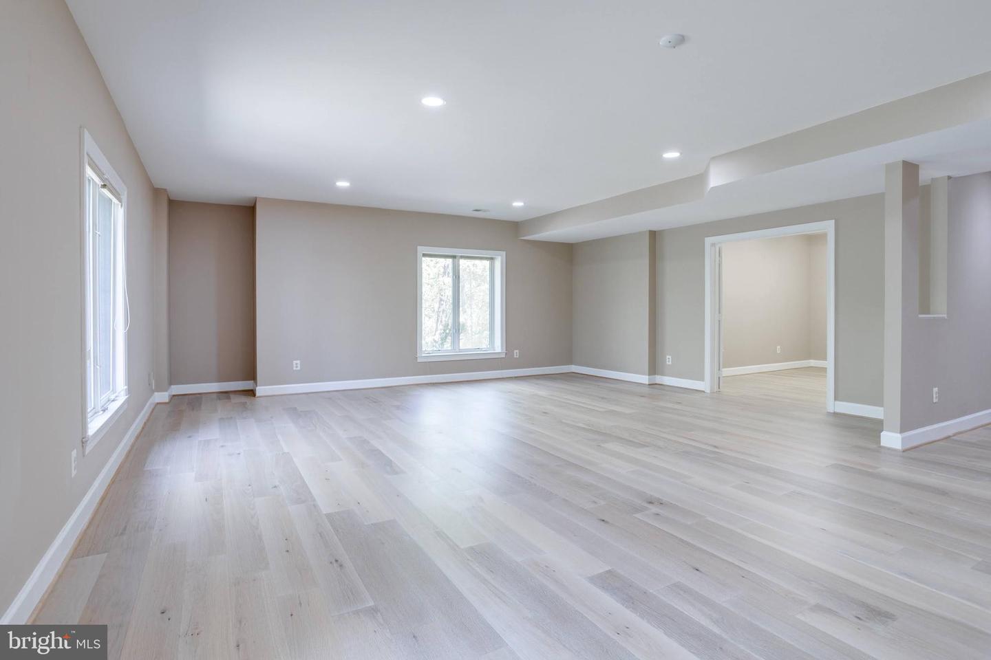 12016 CREEKBEND DR, RESTON, Virginia 20194, 7 Bedrooms Bedrooms, ,4 BathroomsBathrooms,Residential,For sale,12016 CREEKBEND DR,VAFX2223566 MLS # VAFX2223566