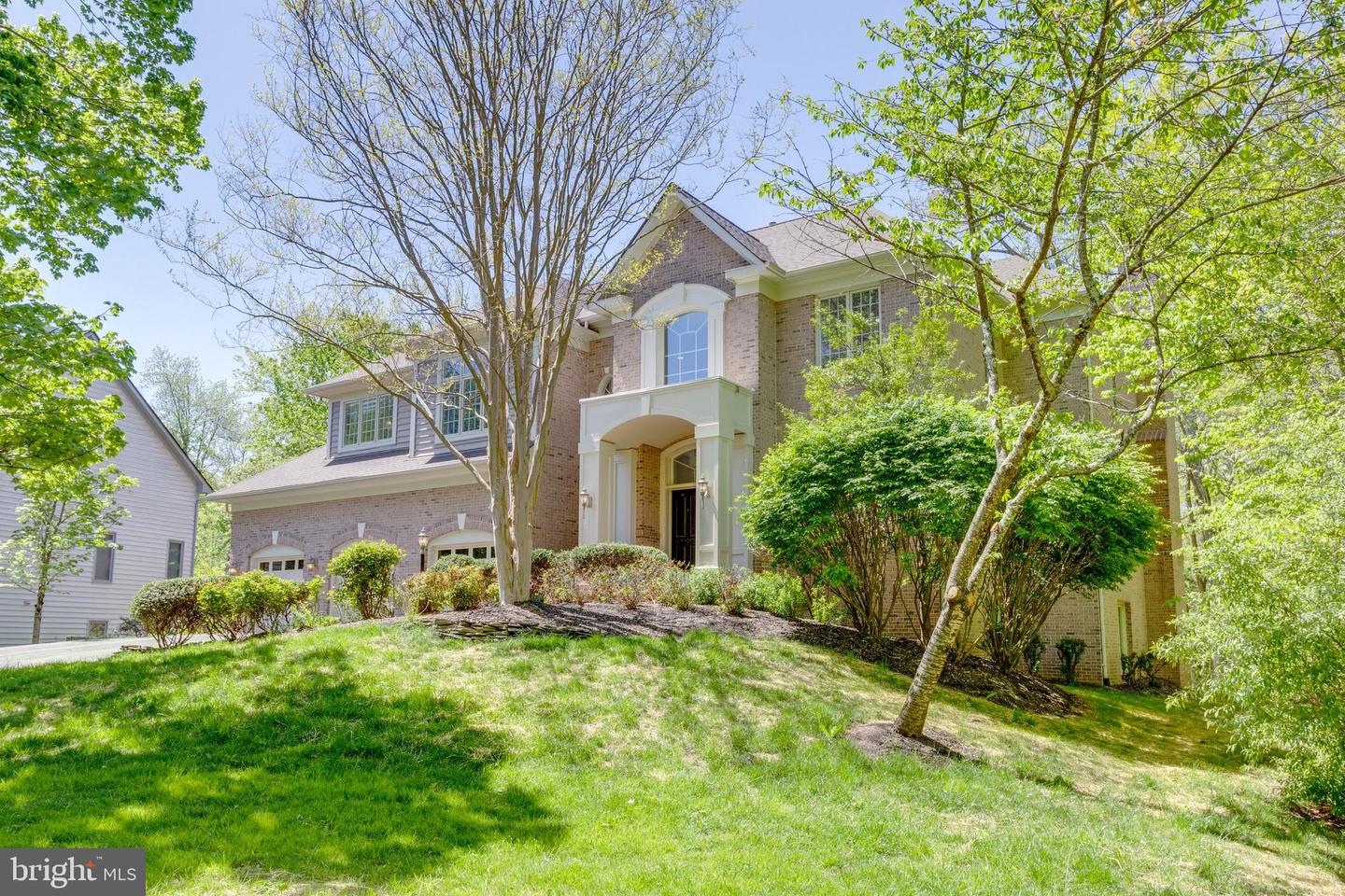 12016 CREEKBEND DR, RESTON, Virginia 20194, 7 Bedrooms Bedrooms, ,4 BathroomsBathrooms,Residential,For sale,12016 CREEKBEND DR,VAFX2223566 MLS # VAFX2223566